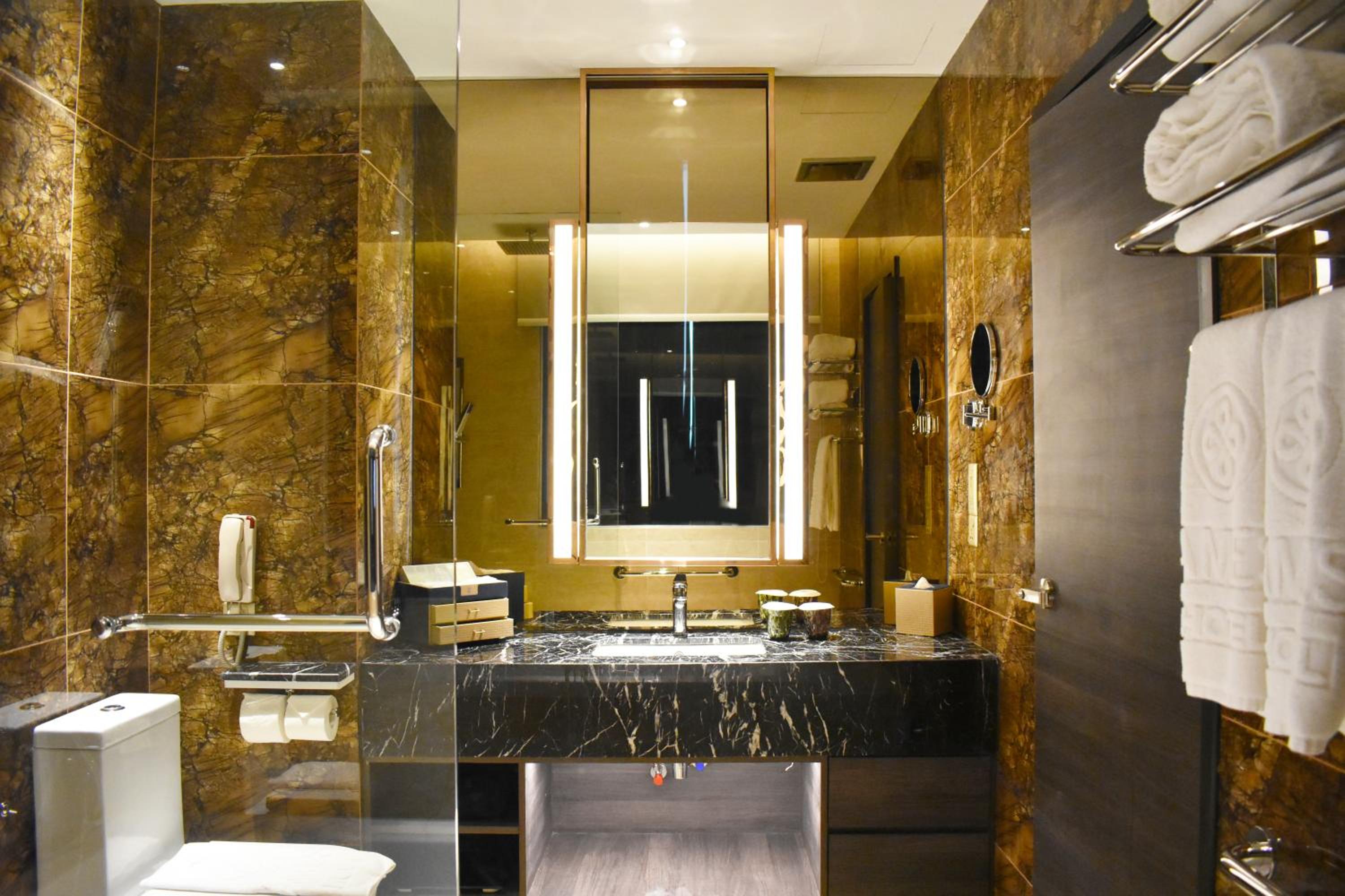 Deluxe Twin Room - Photo 5