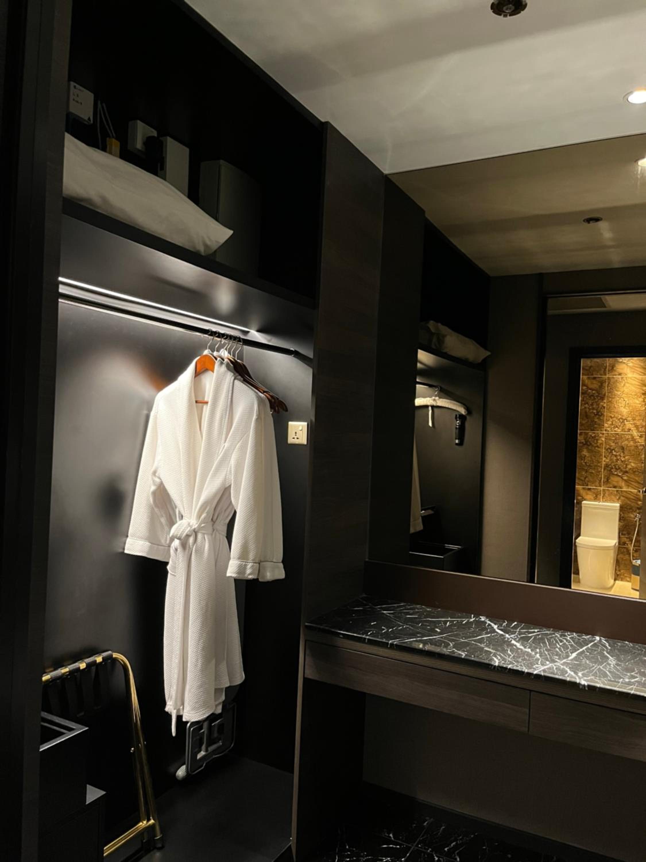 Executive Room - Photo 3