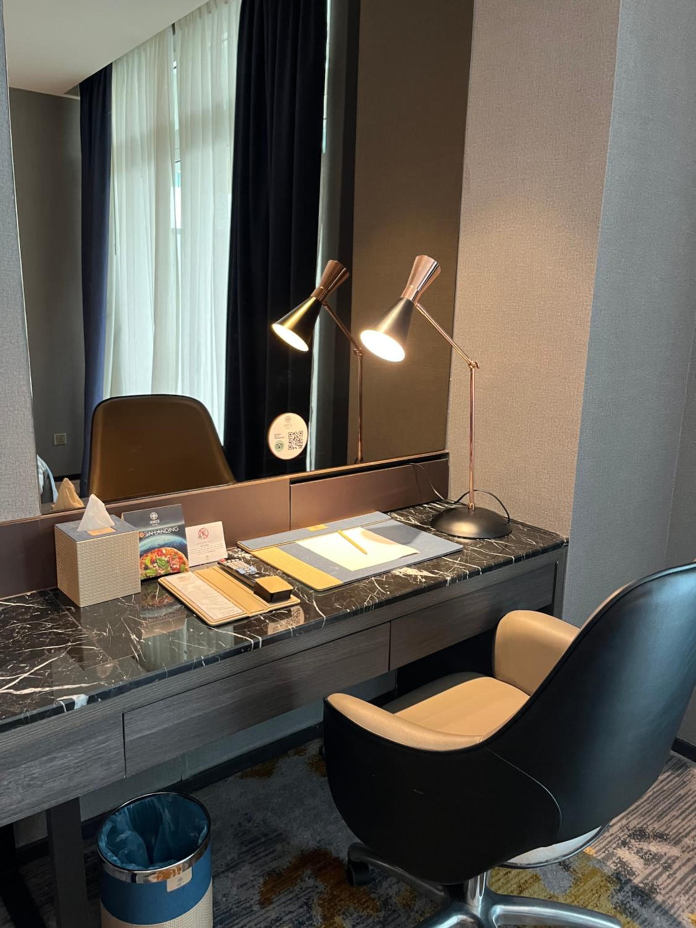 Deluxe Twin Room - Photo 1