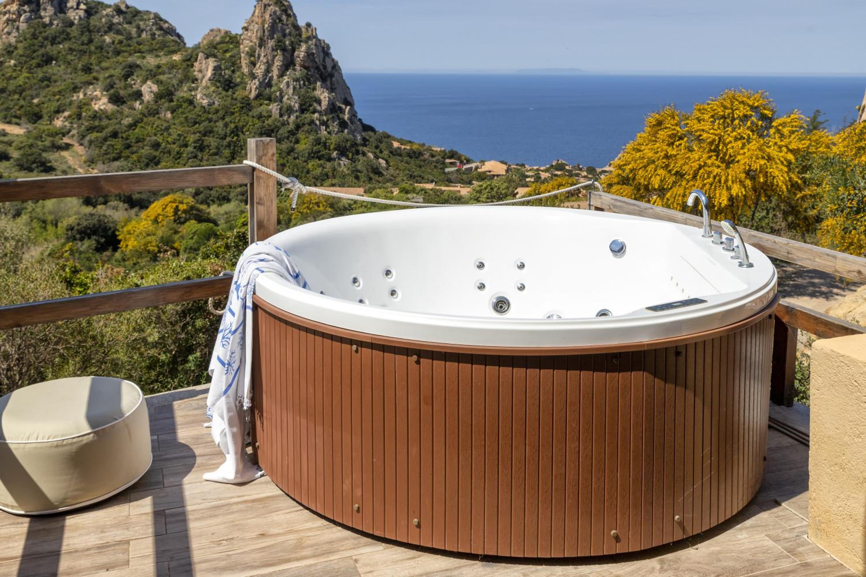 Villa with Sea View - Photo 21