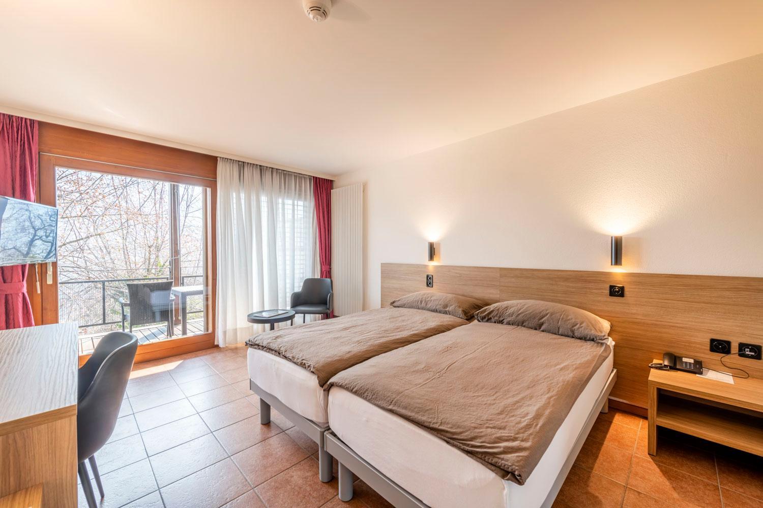 Double Room - Photo 5