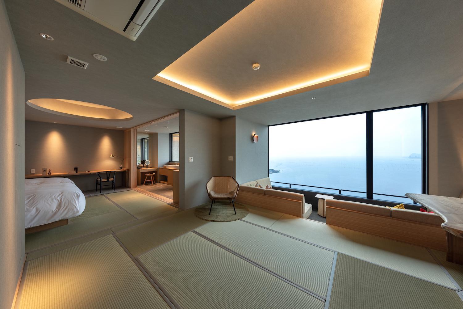 Executive Suite - Photo 3