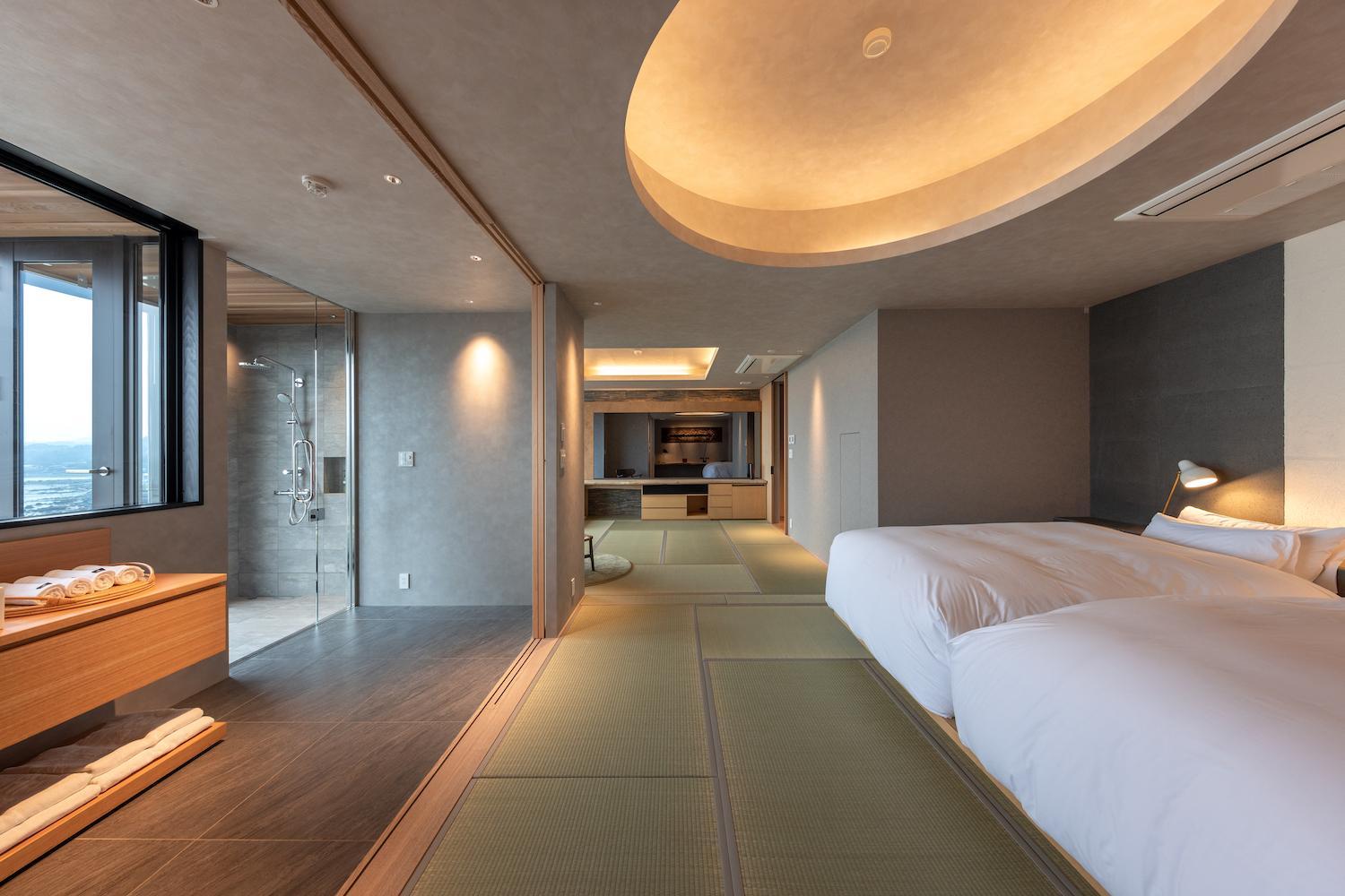 Executive Suite - Photo 8