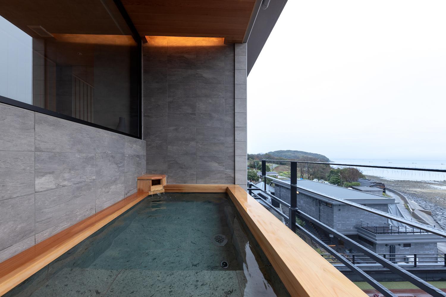 Executive Suite - Photo 7