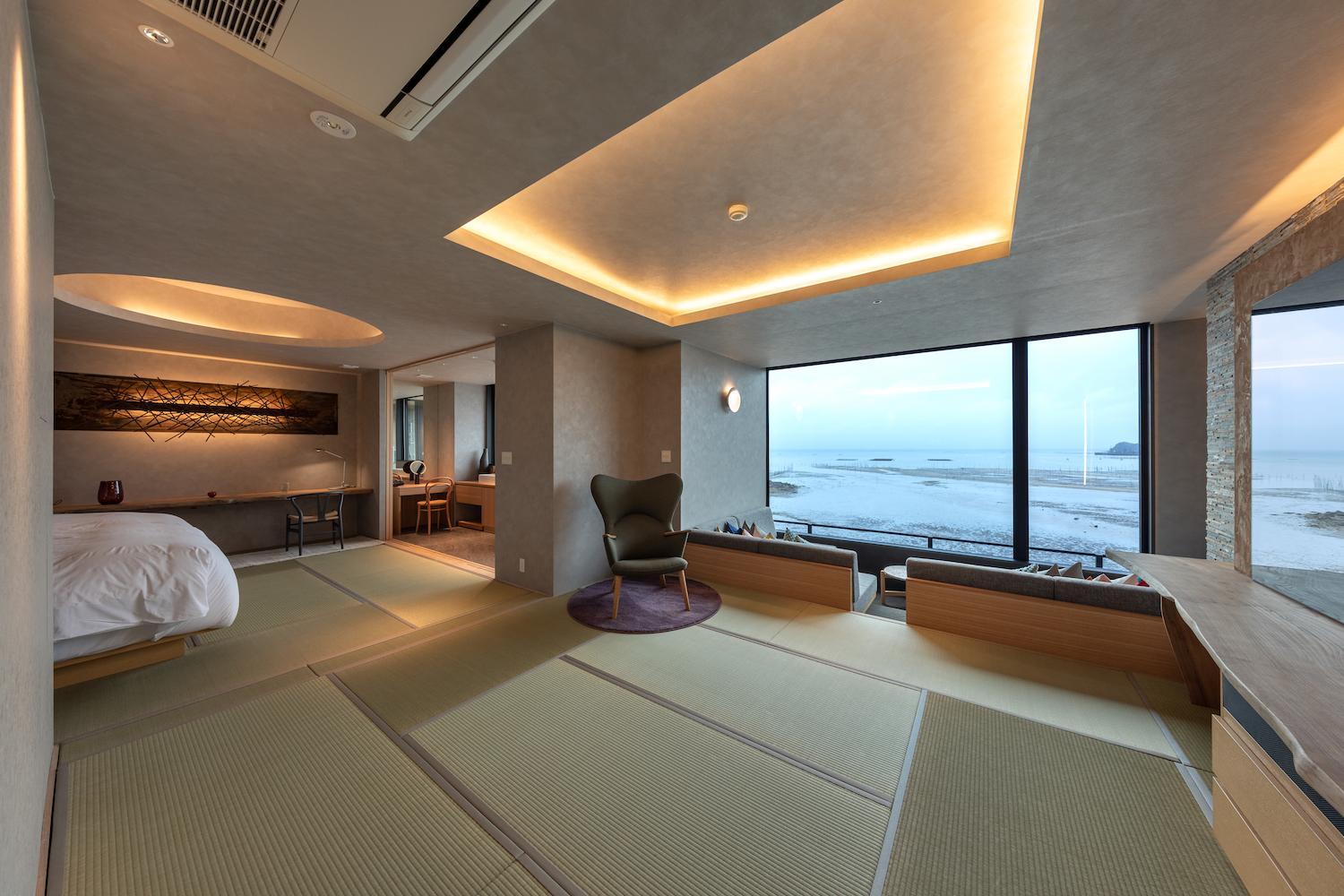 Executive Suite - Photo 20