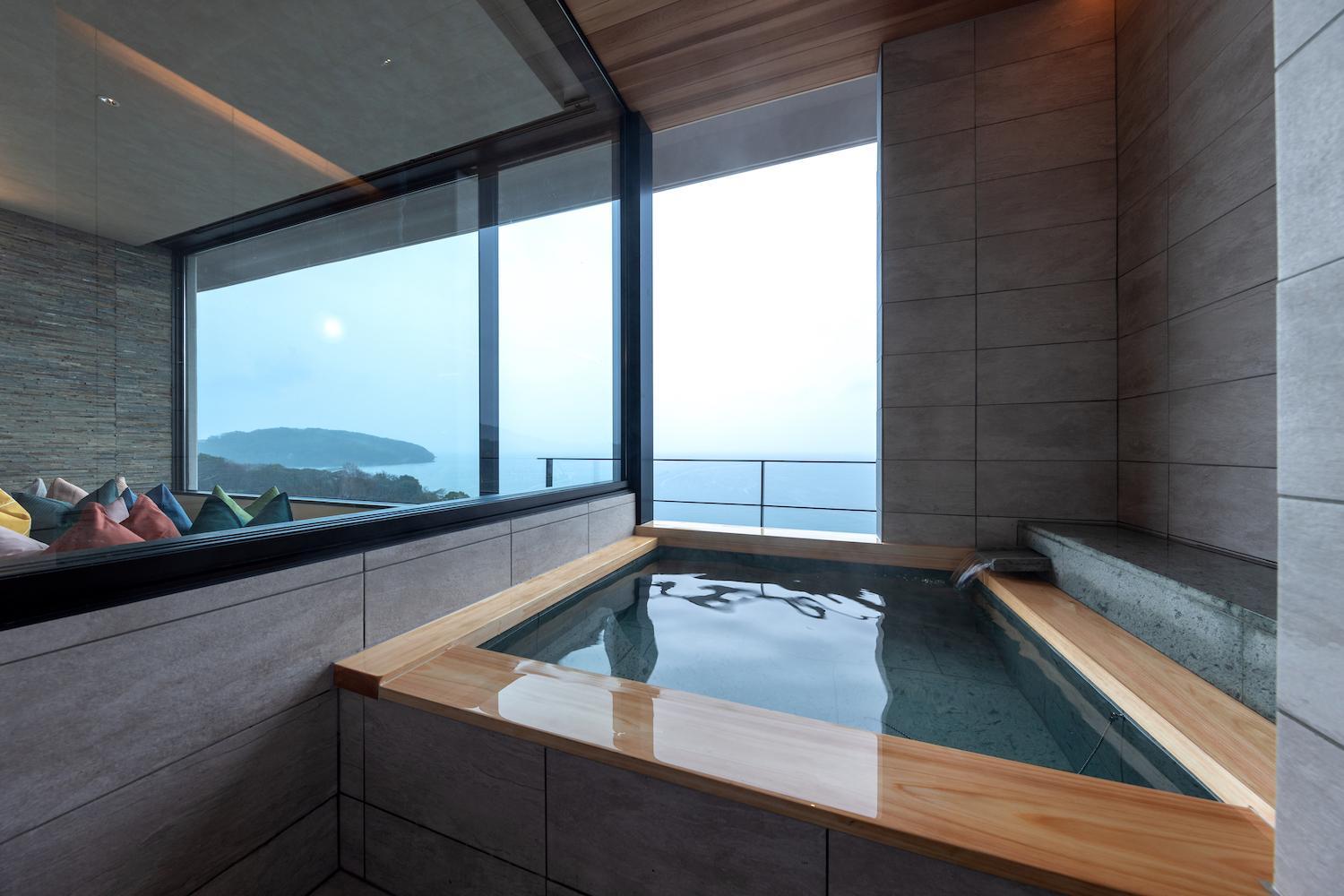 King Suite with Ocean View - Photo 12