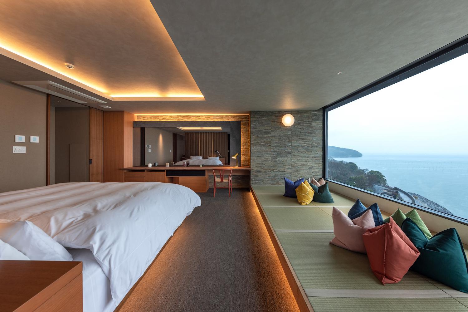 King Suite with Ocean View - Photo 5