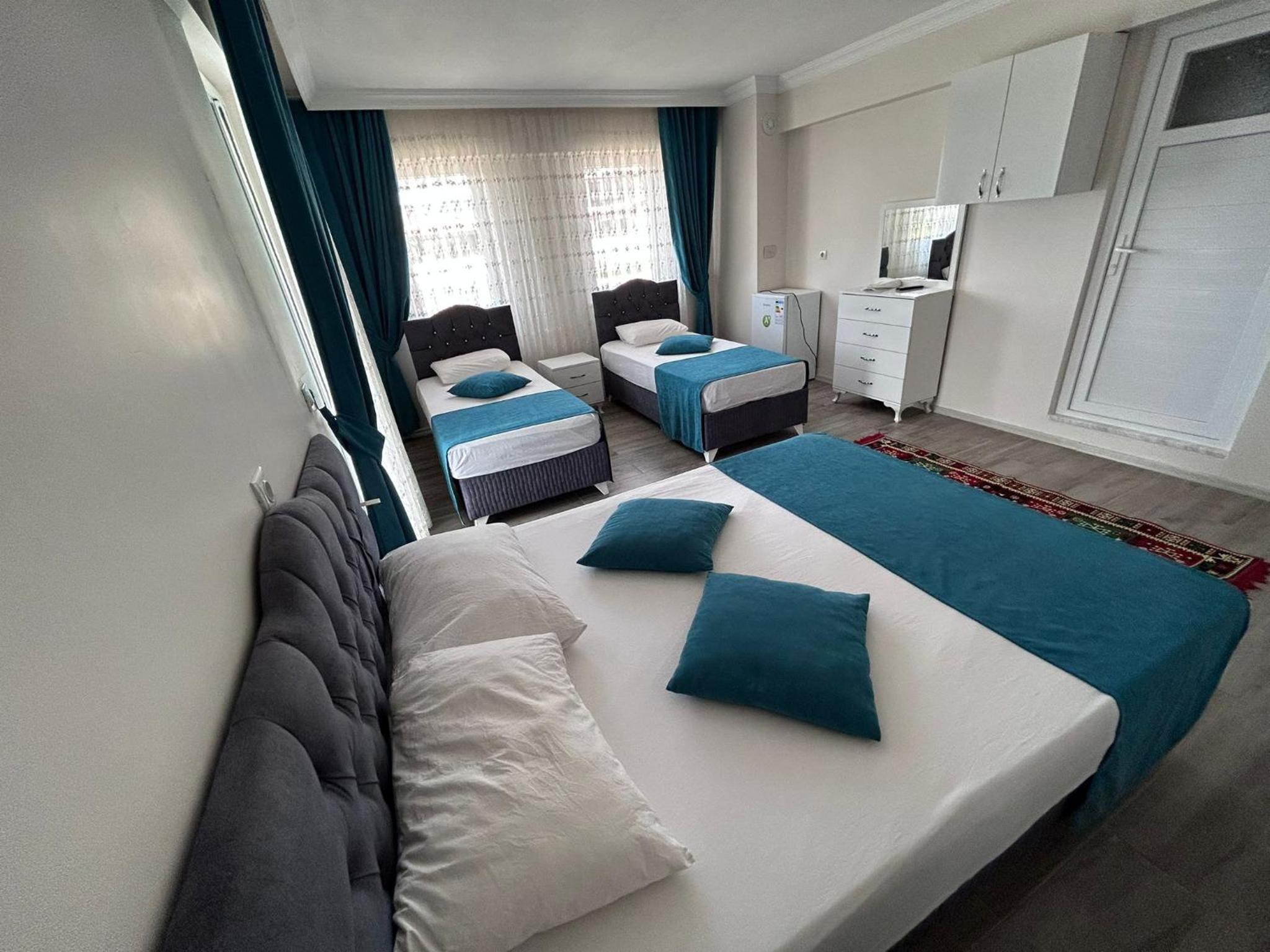Quadruple Room - Photo 19