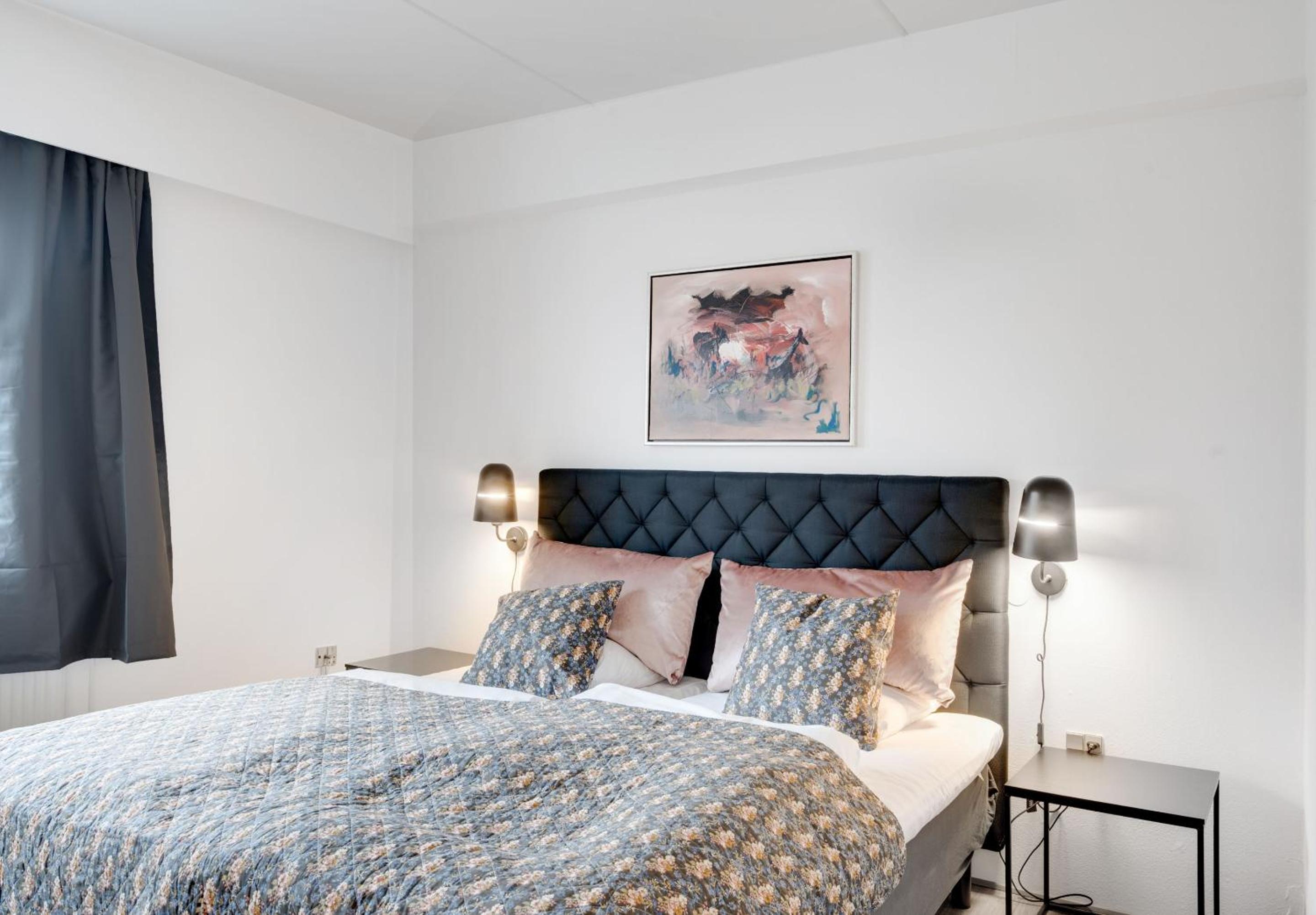Standard Double or Twin Room - Photo 8