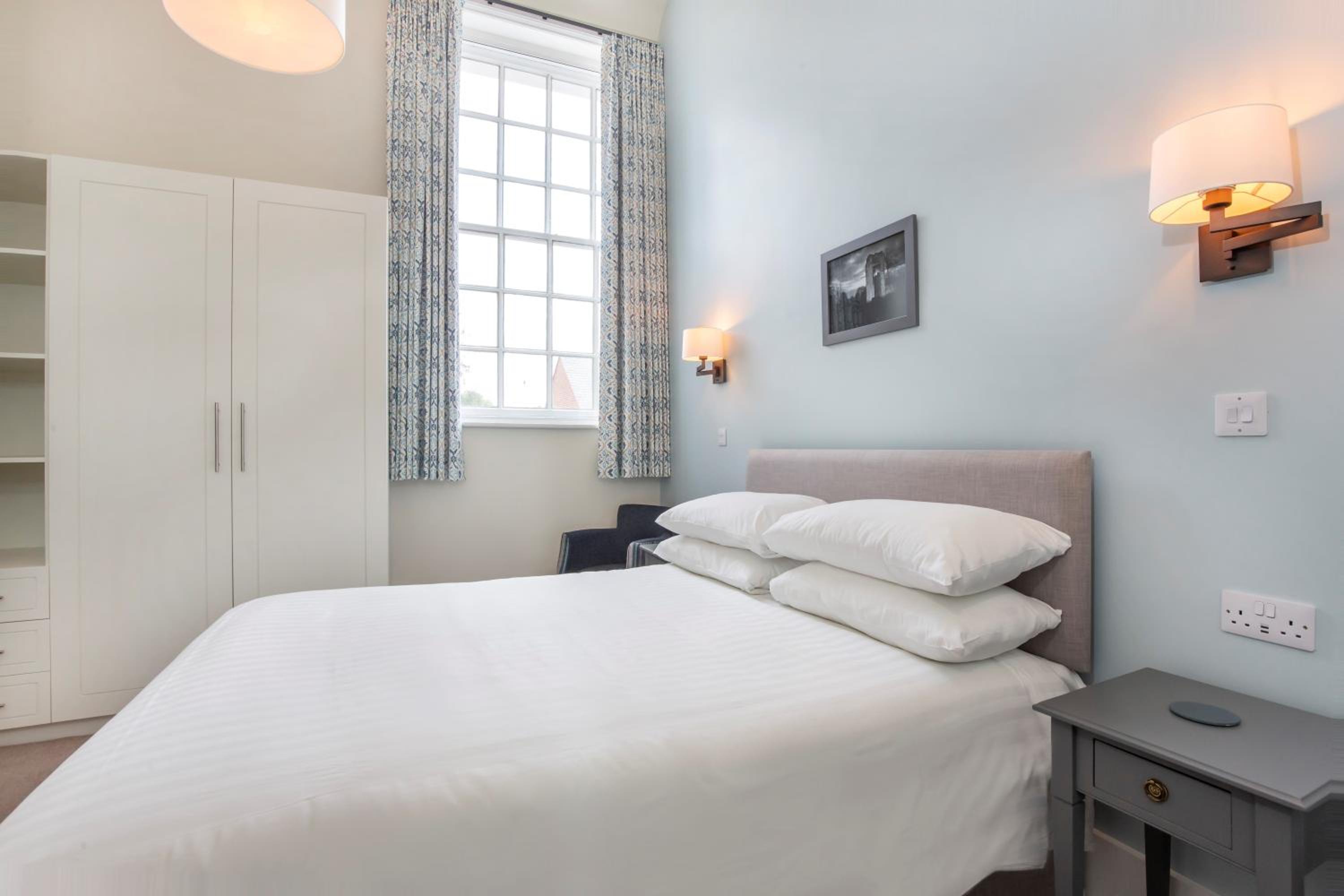 Double Room - Photo 13