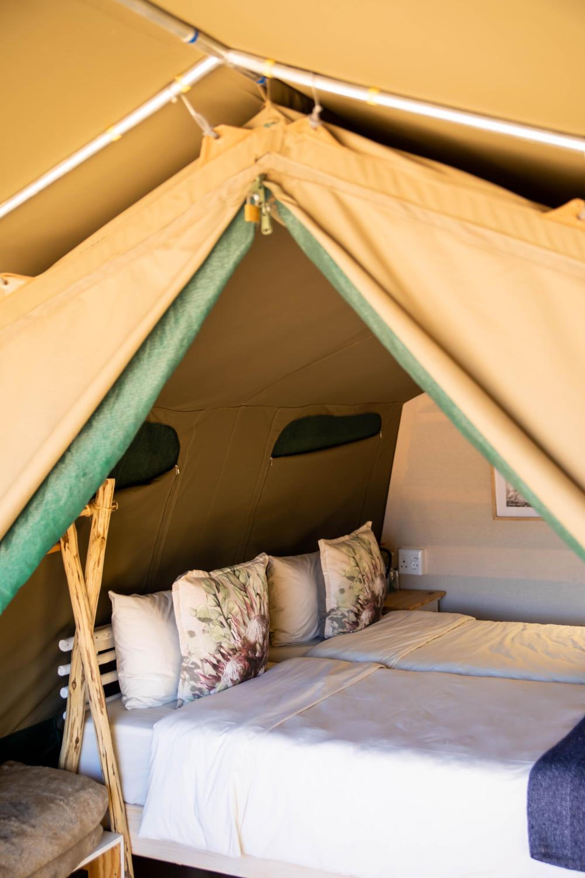 Standard Tent photo 1