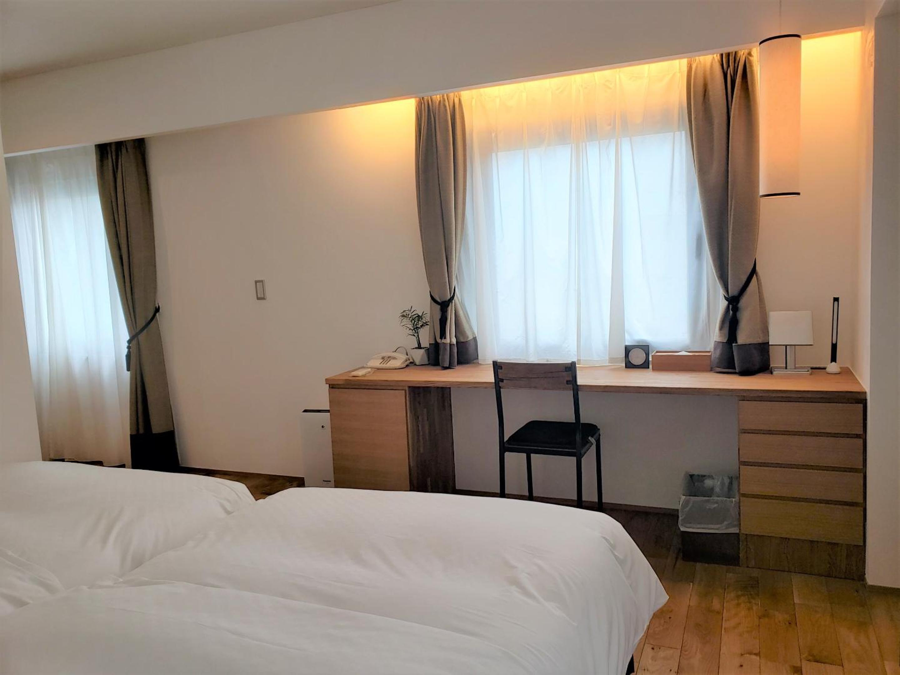 Executive Twin Room - Non-Smoking - Photo 5