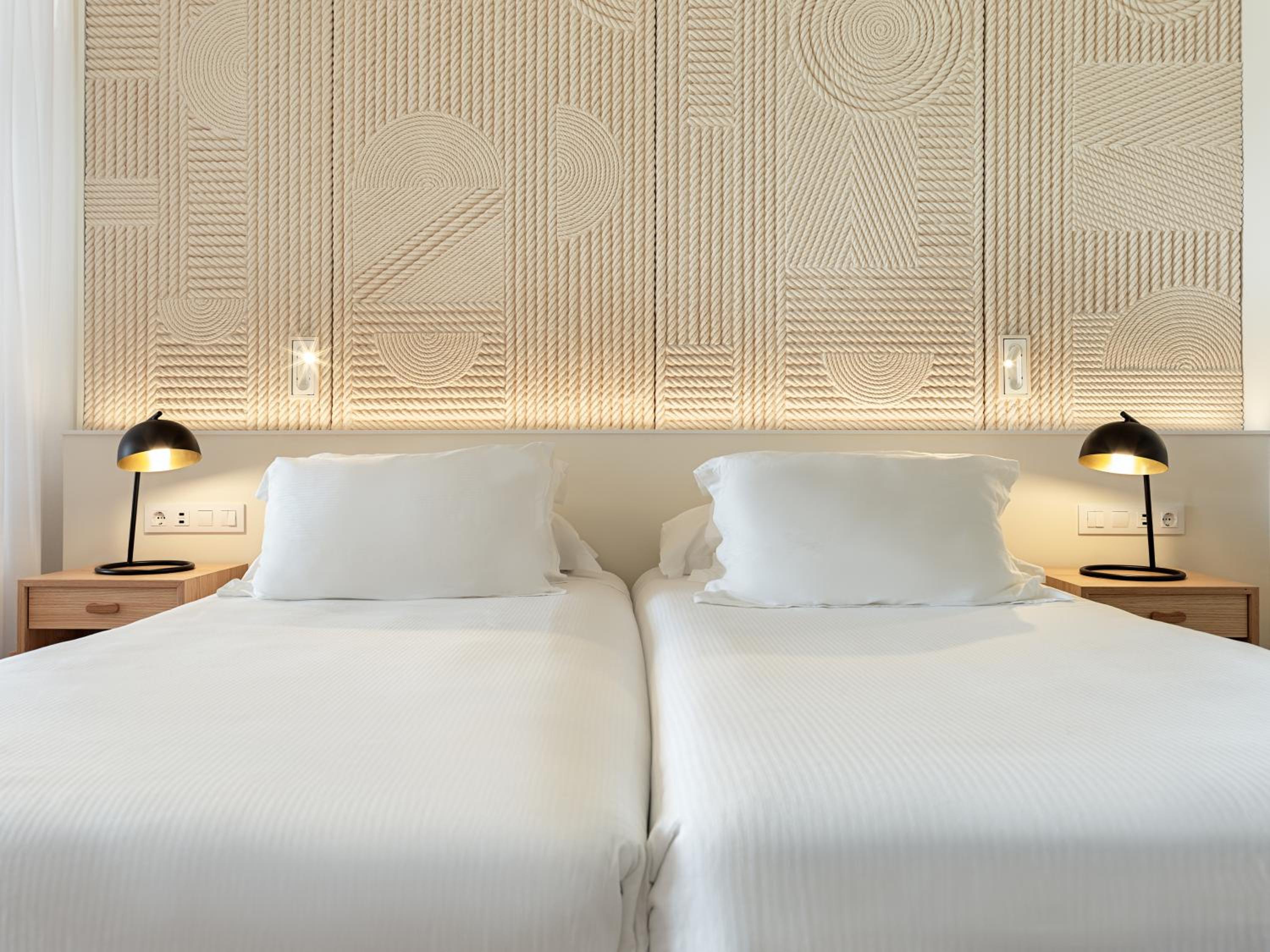 Superior Double Room - Photo 1