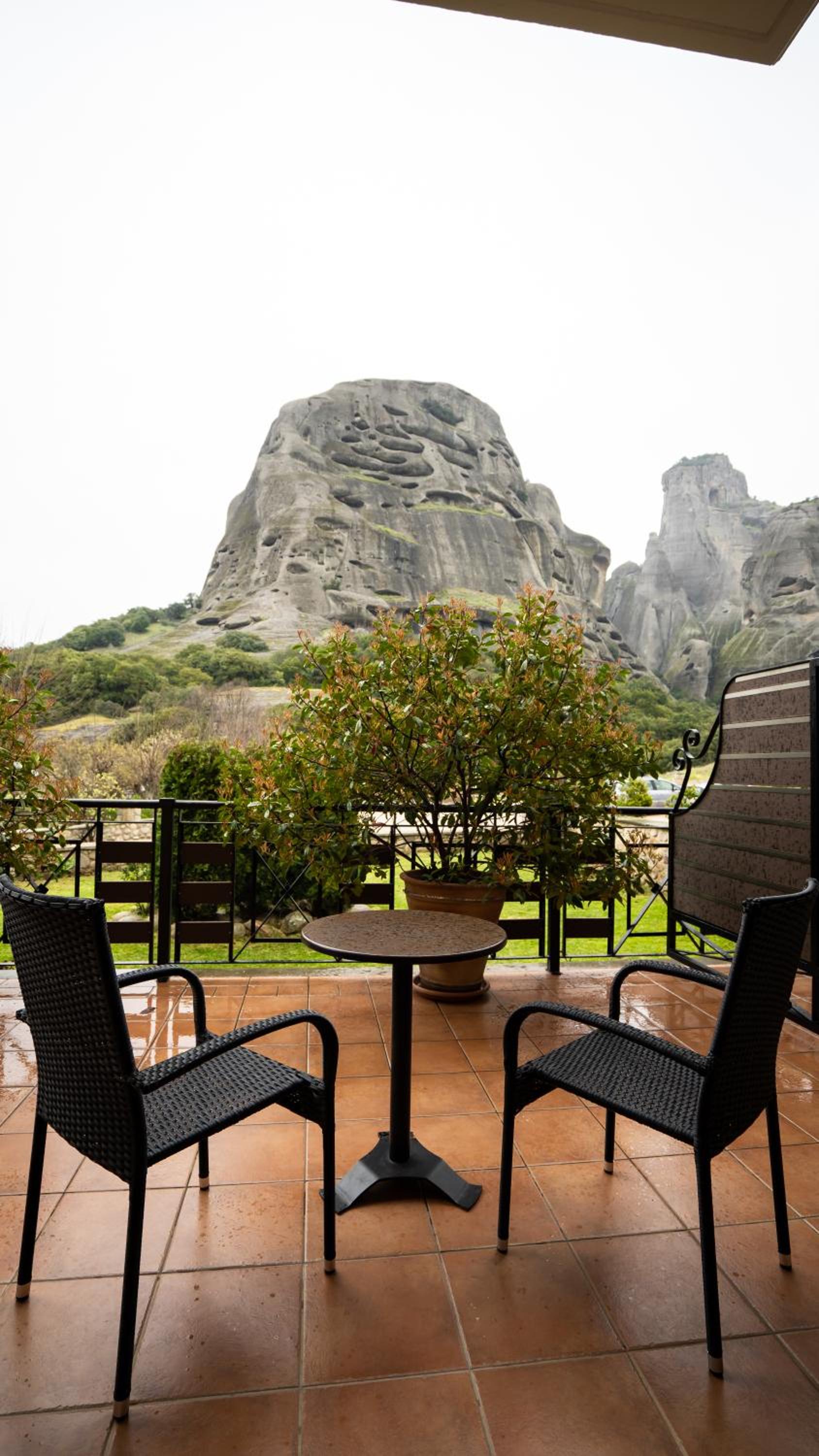 Double/Twin Room with Meteora View photo 2