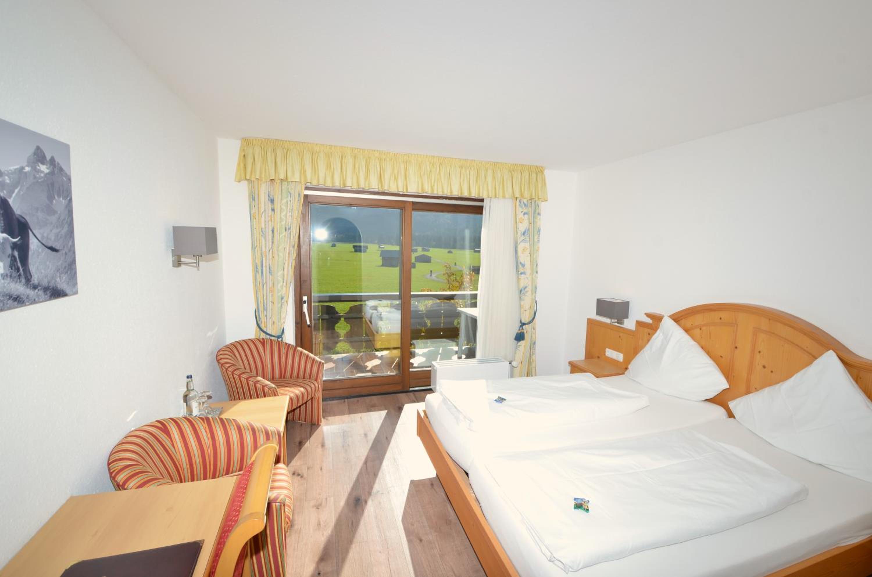 Double Room with Mountain View