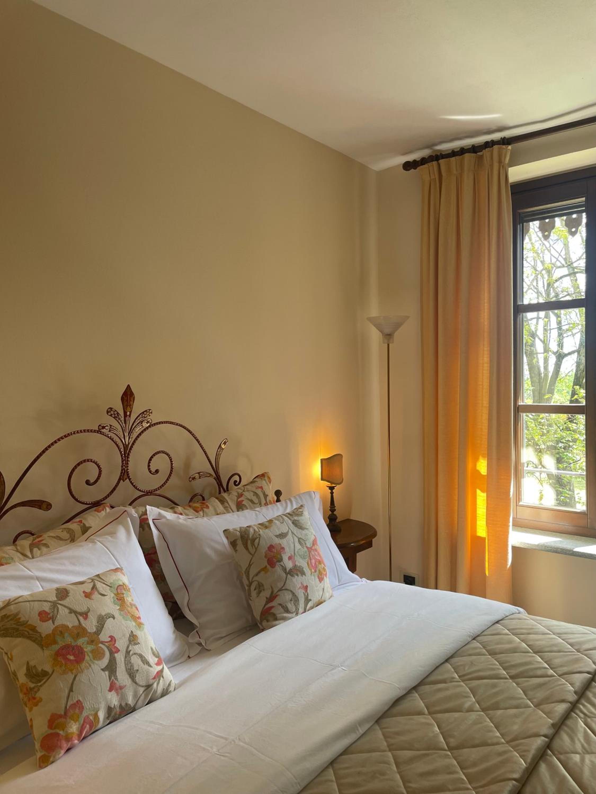Double Room - Photo 3
