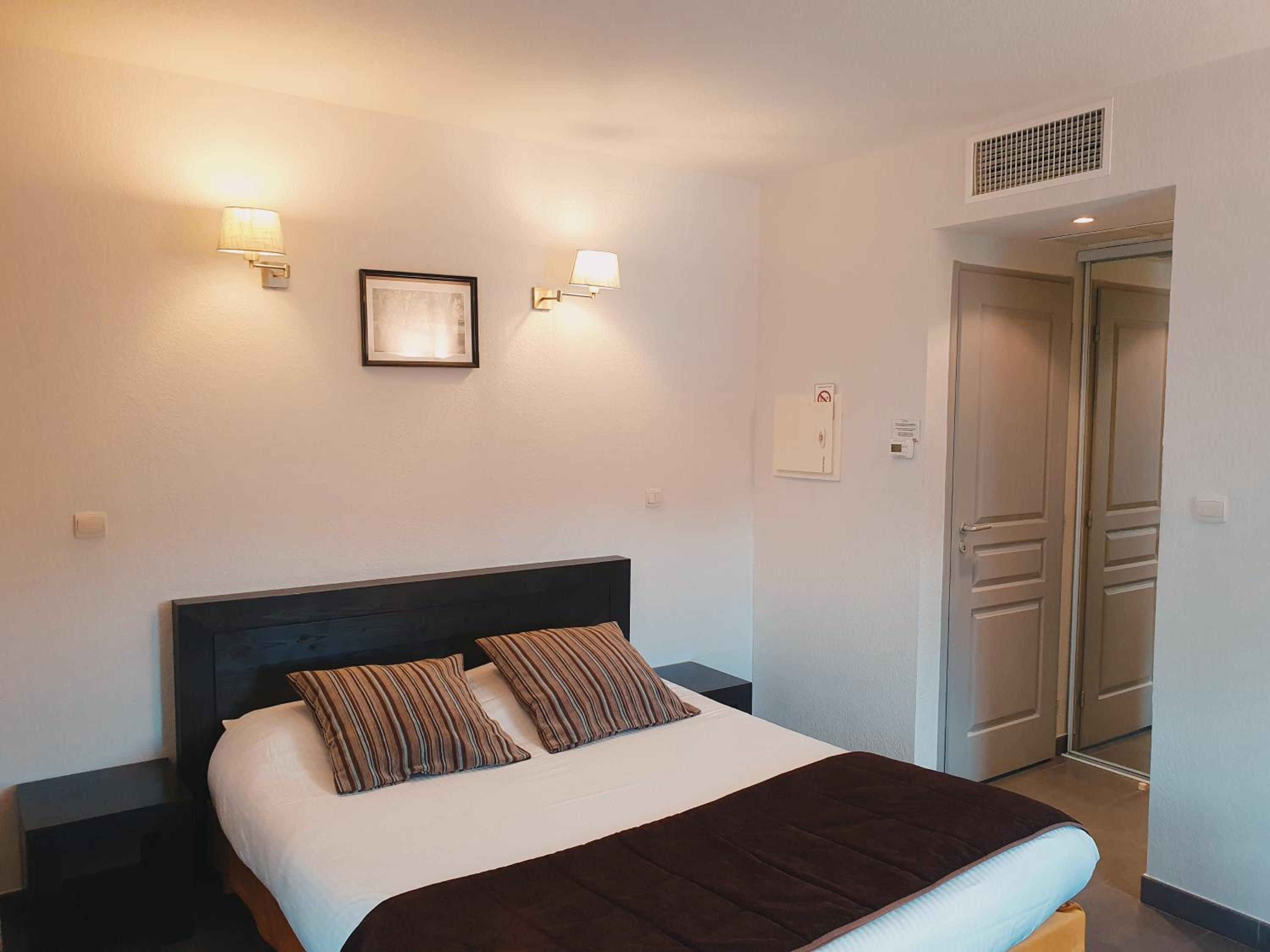 Double Room with Pool View