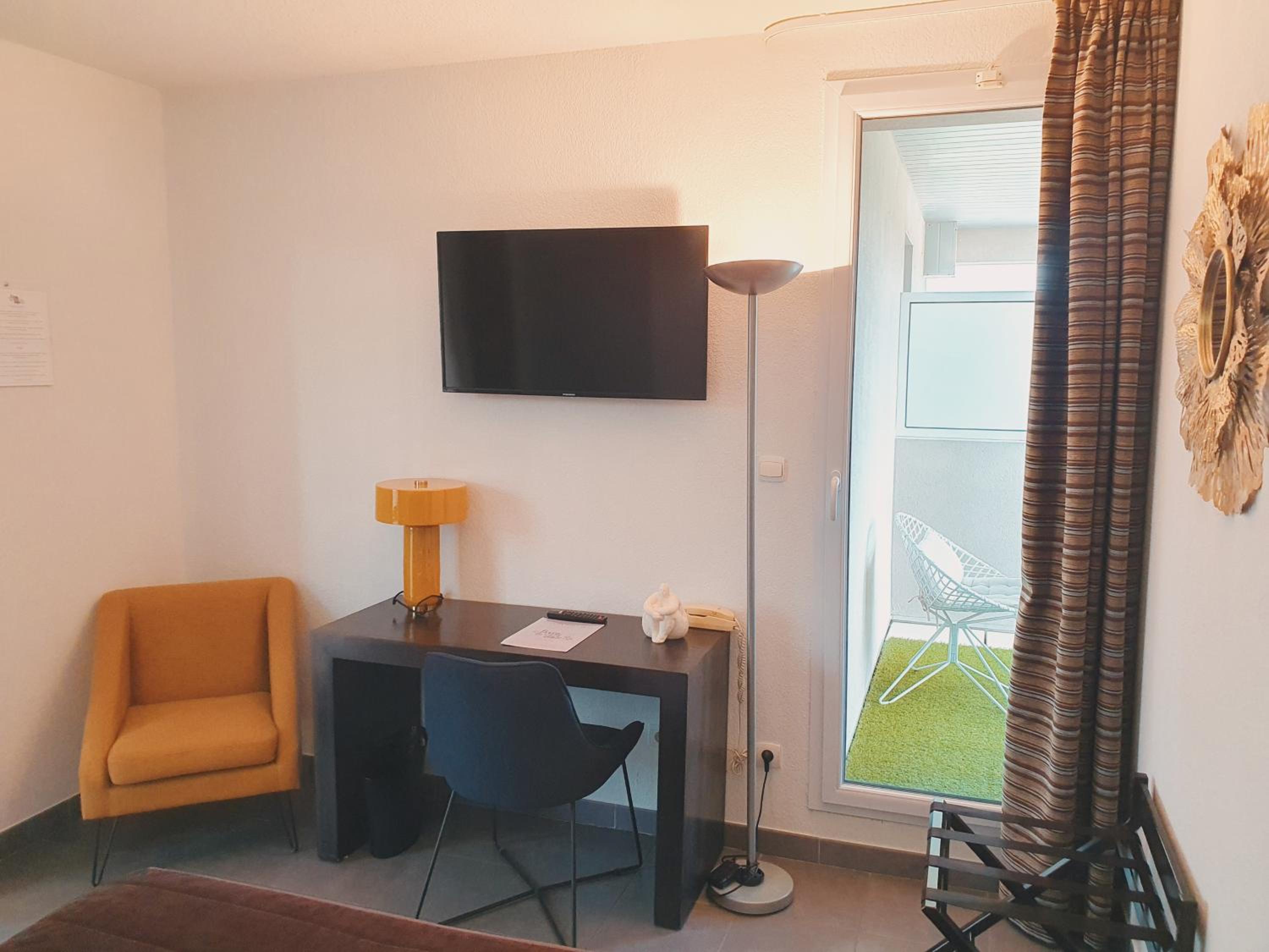Double Room with Terrace