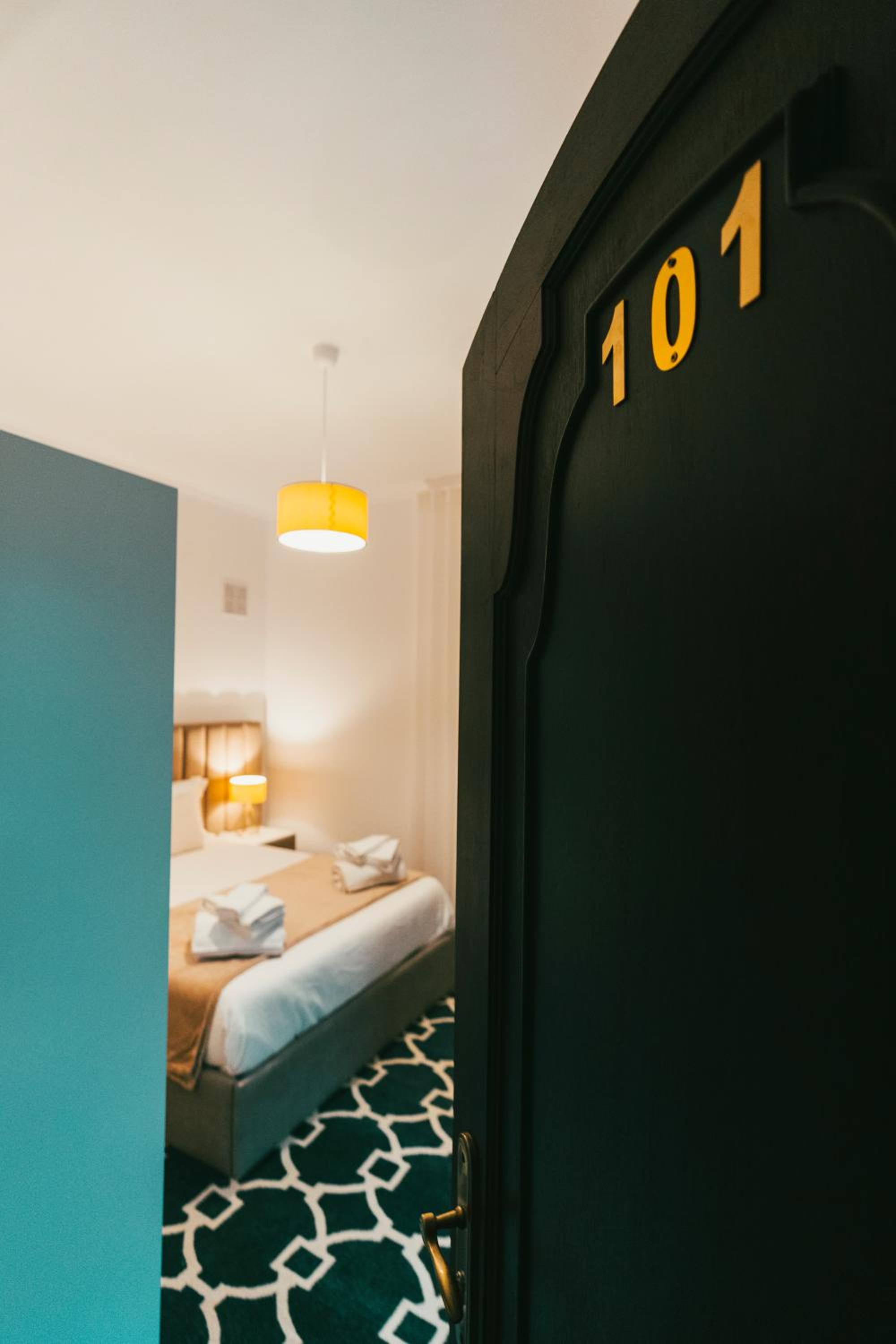 Double Room with Private Bathroom photo 1