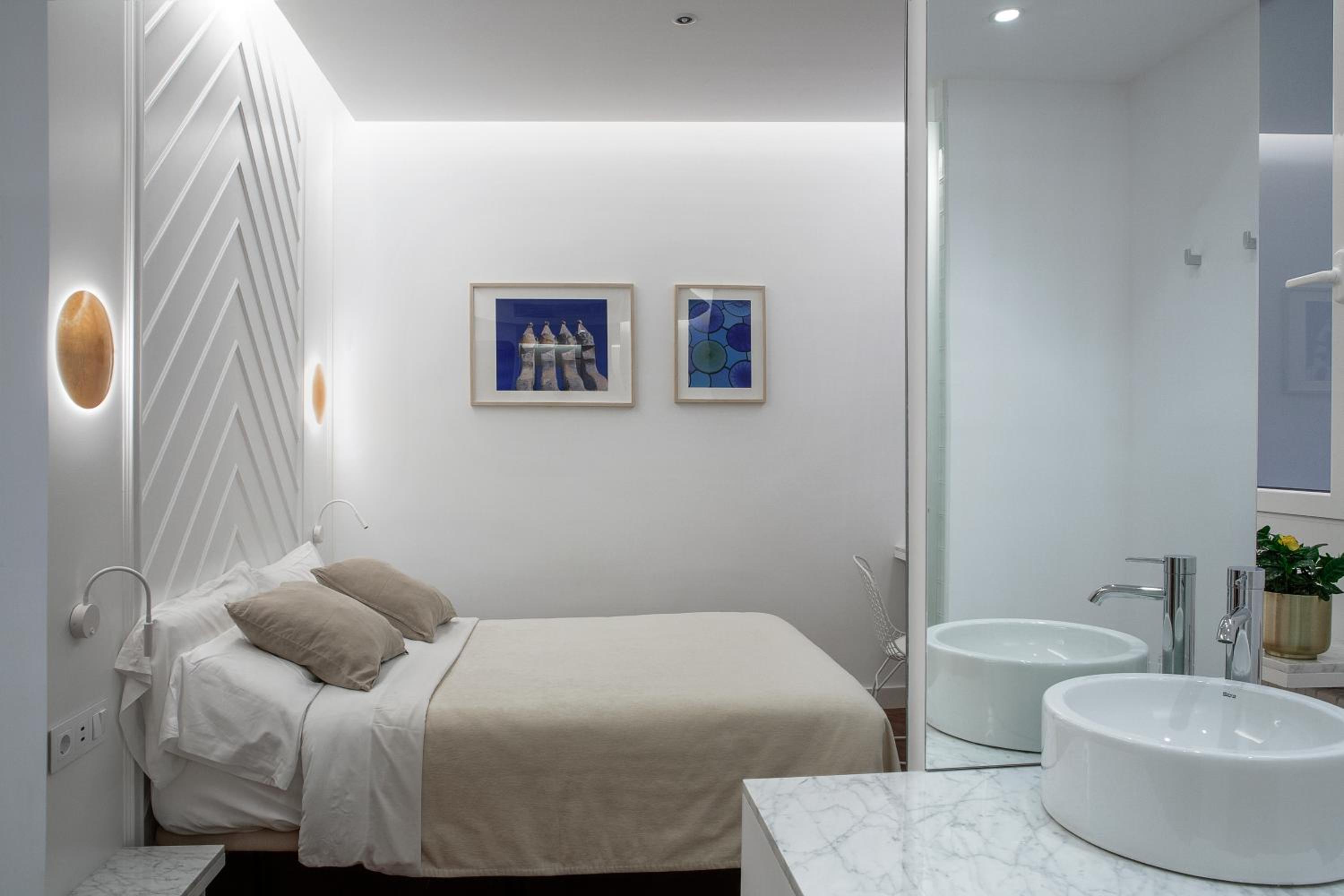Double or Twin Room photo 3