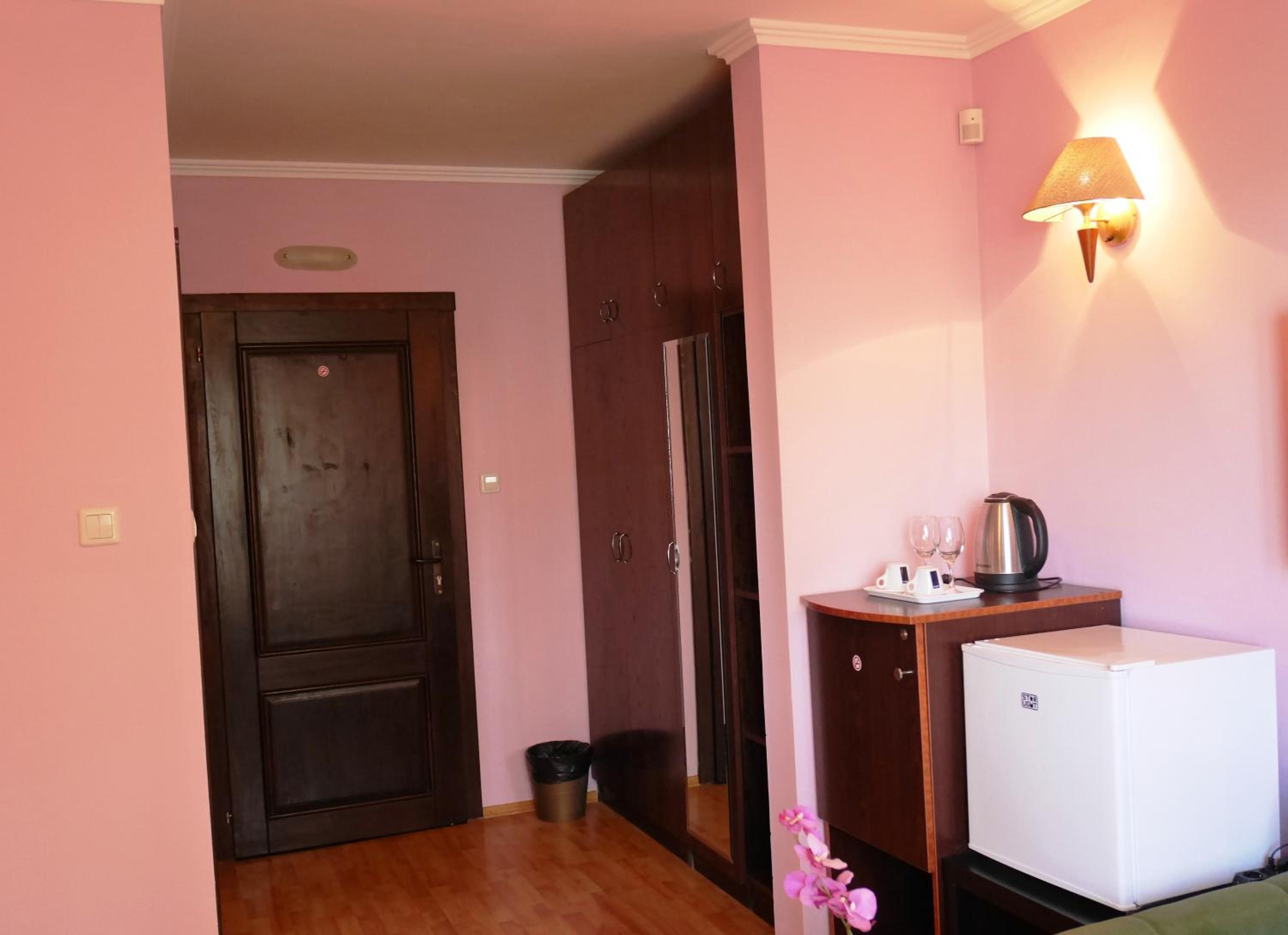 Double Room with Balcony photo 3