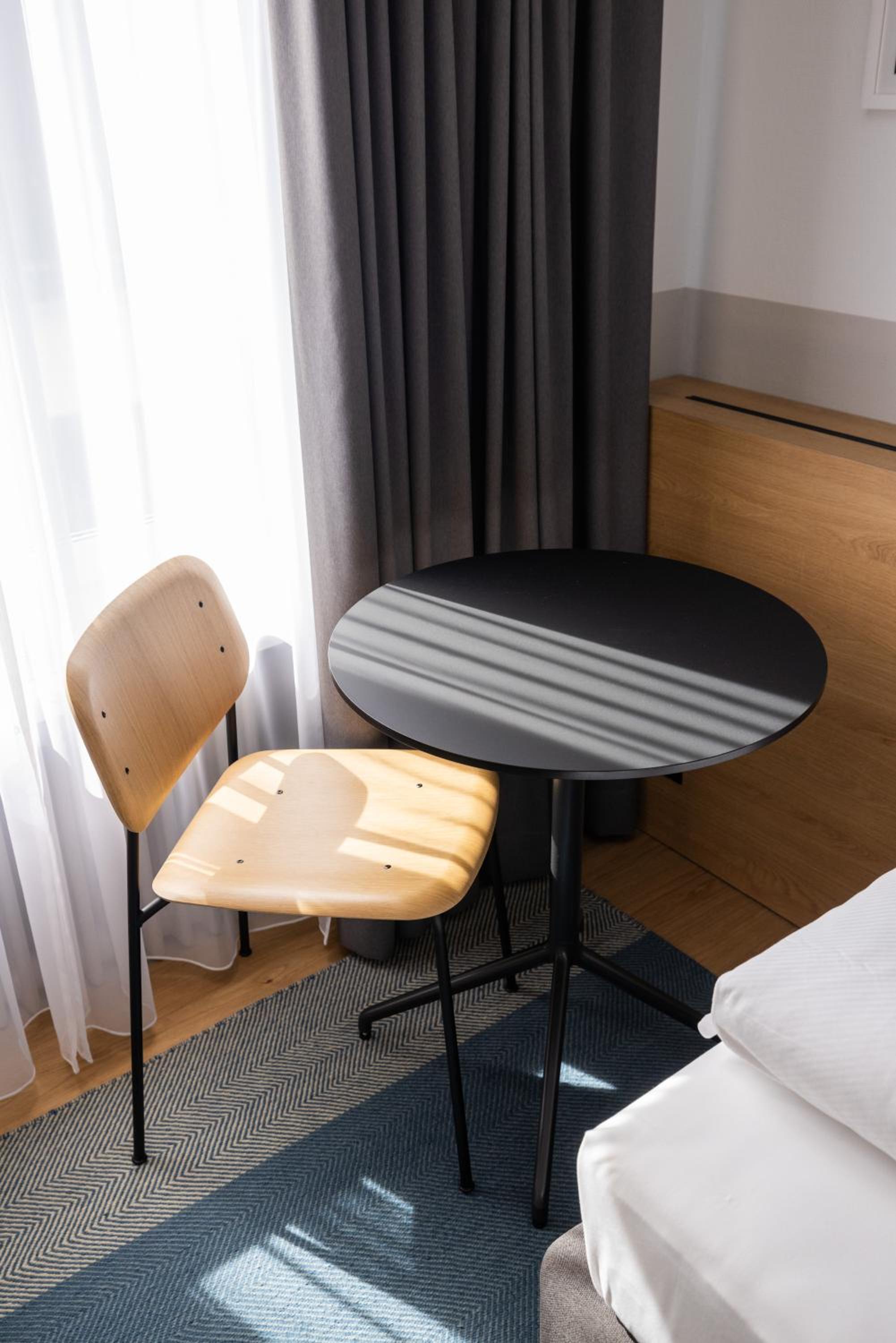 Single Room Plus