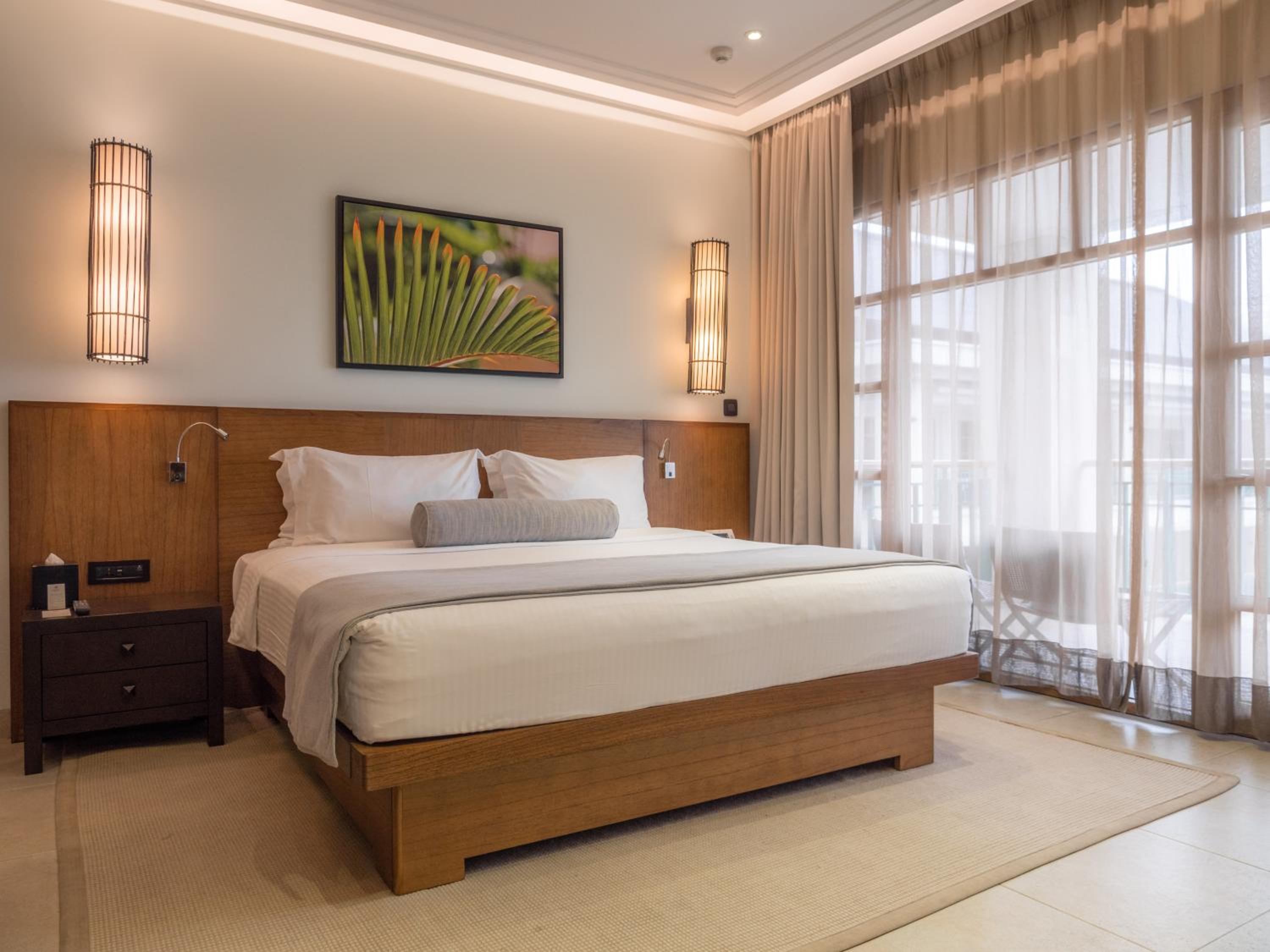 Deluxe Grand Poolblick