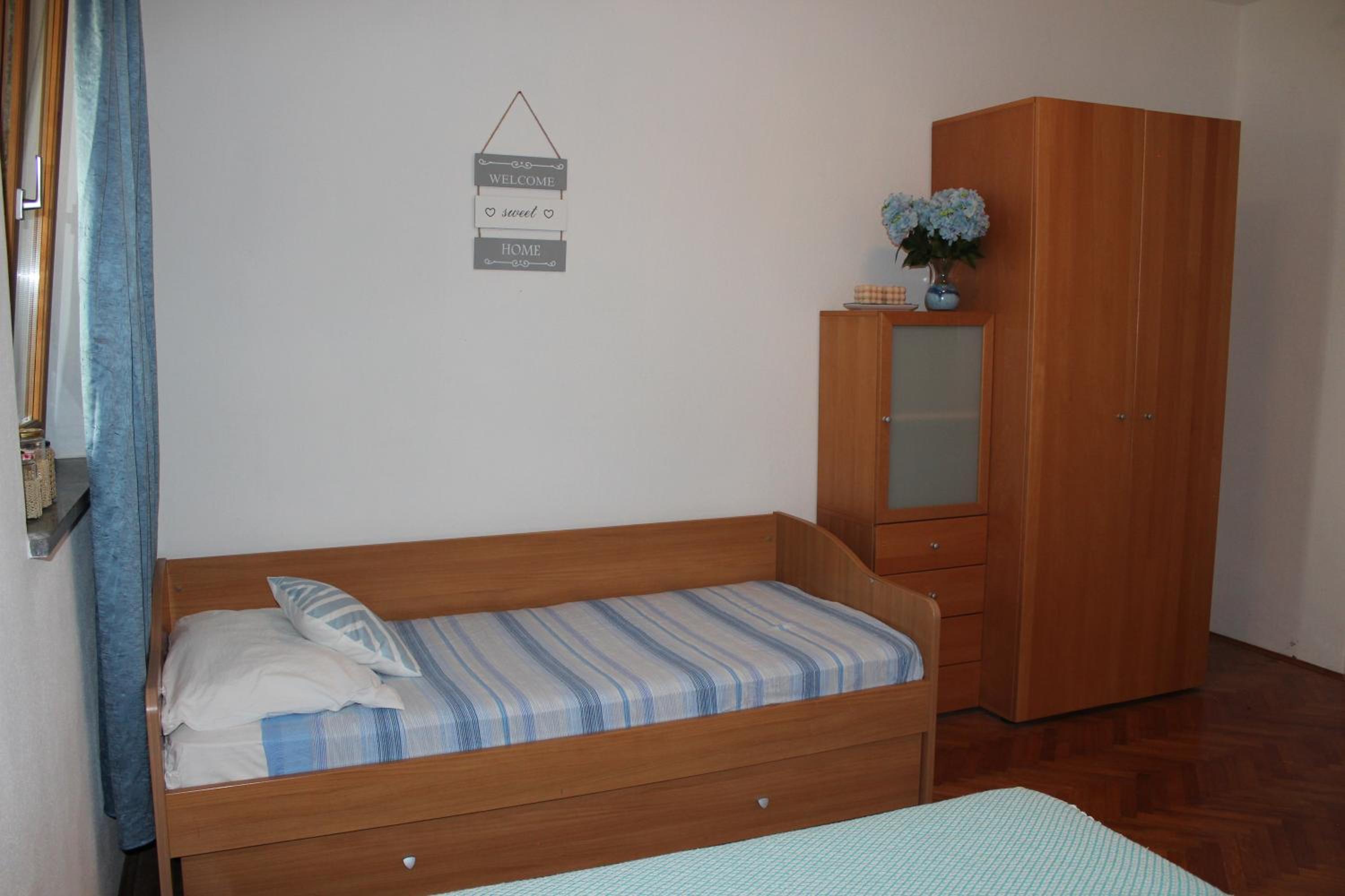 Villa photo 1