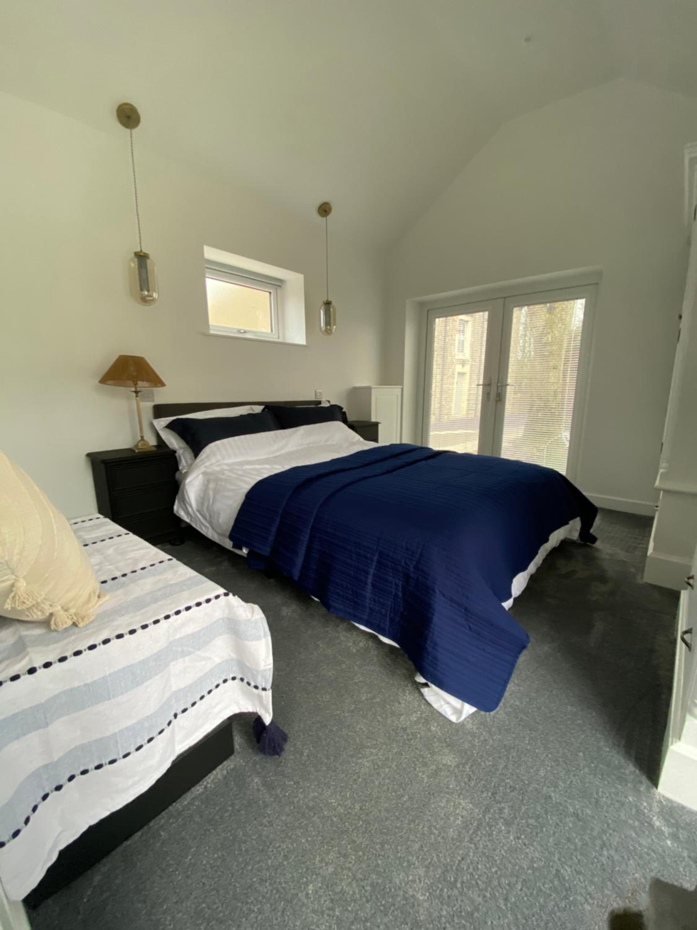 One-Bedroom House photo 1