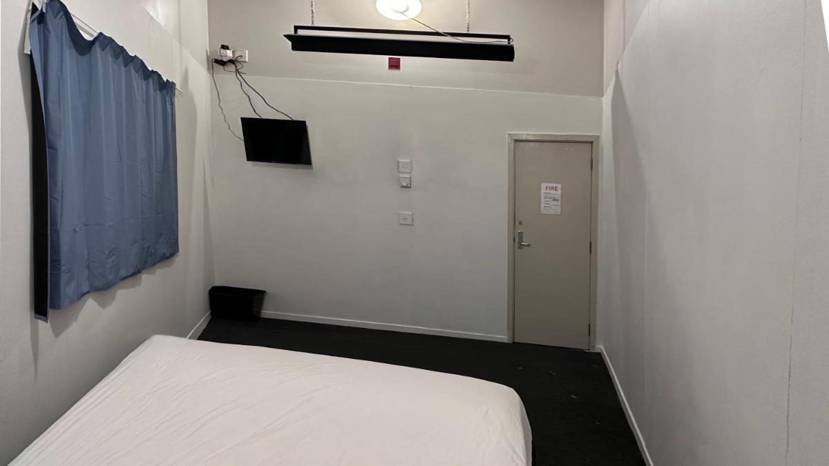 Double Room with Shared Bathroom photo 1