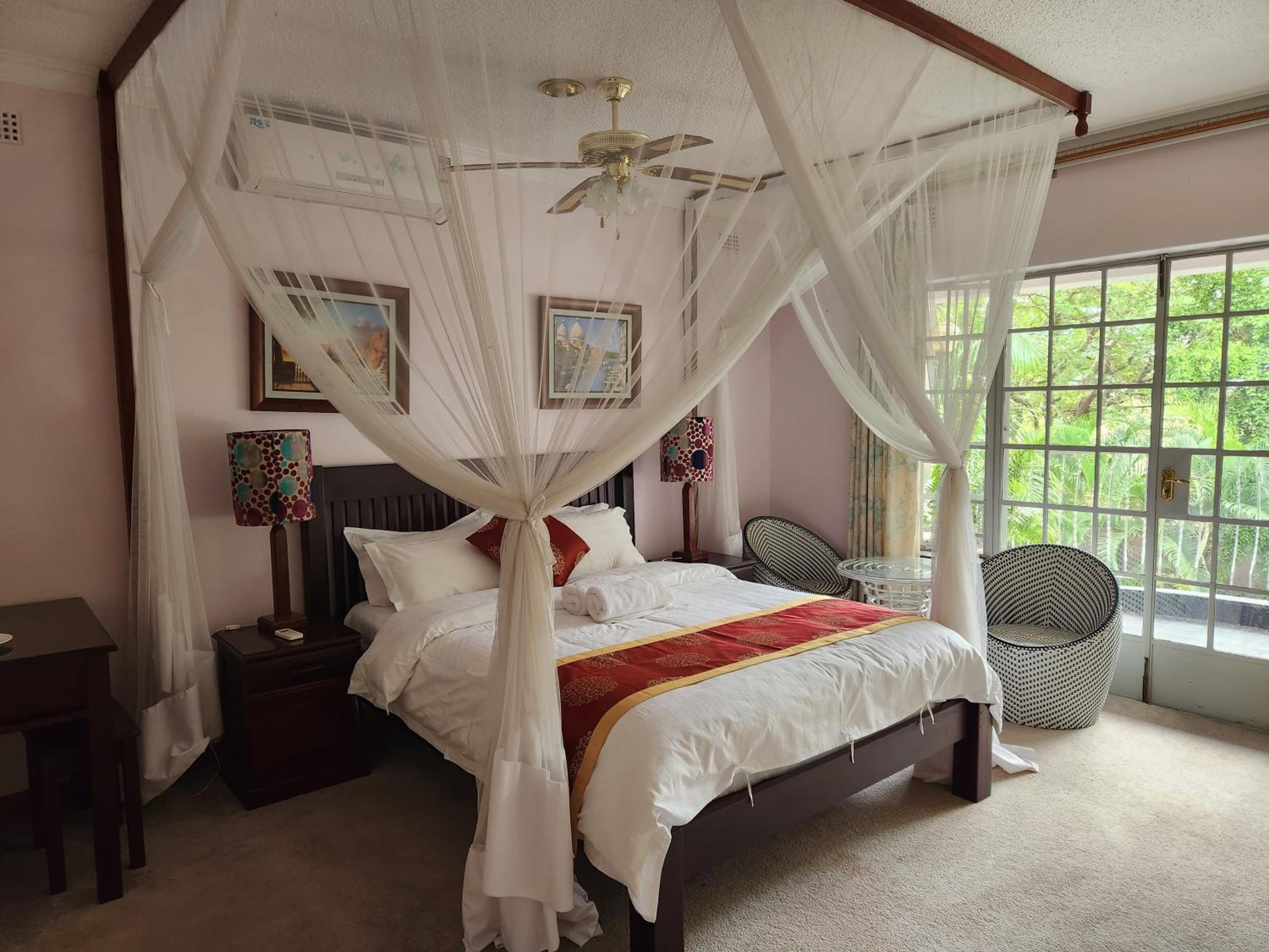 Double Room with Balcony photo 3