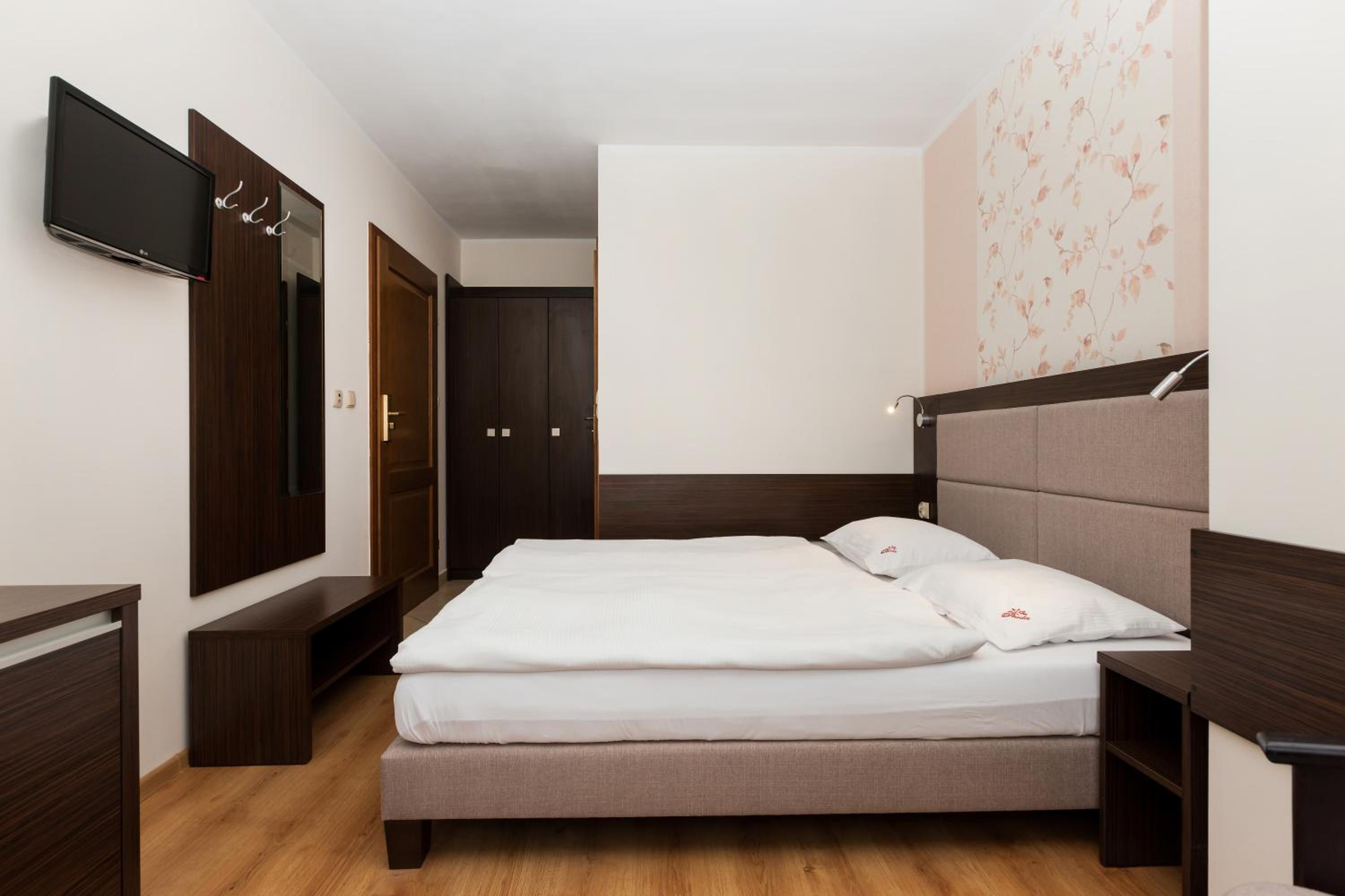 Single Room photo 3