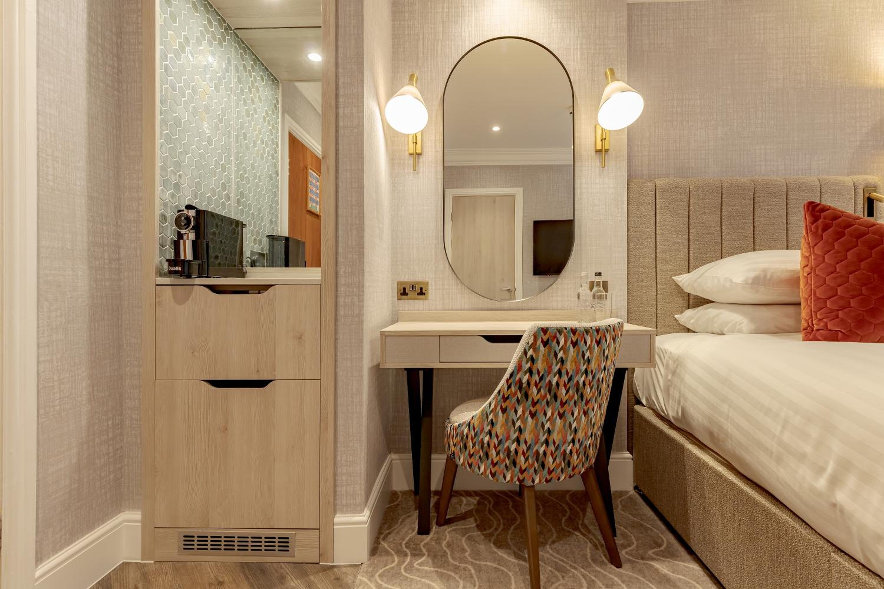Standard Single Room photo 2