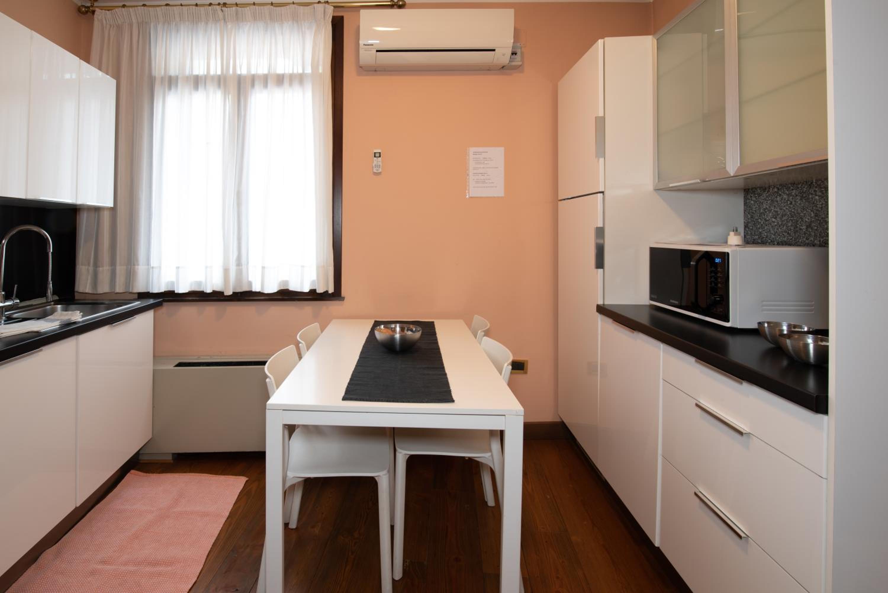 Apartment - Ground Floor photo 2