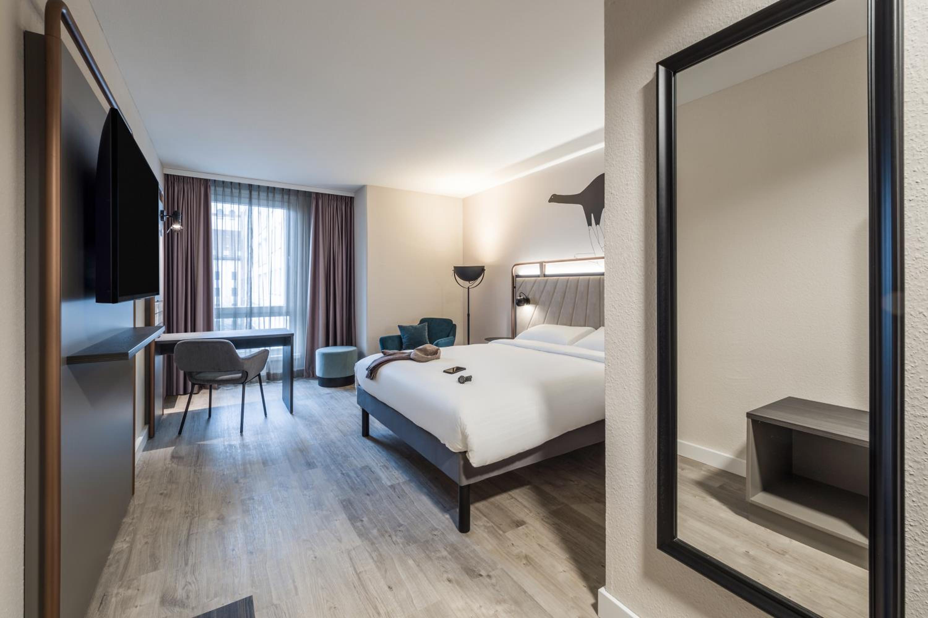Renovated Studio with Double Bed - Photo 6