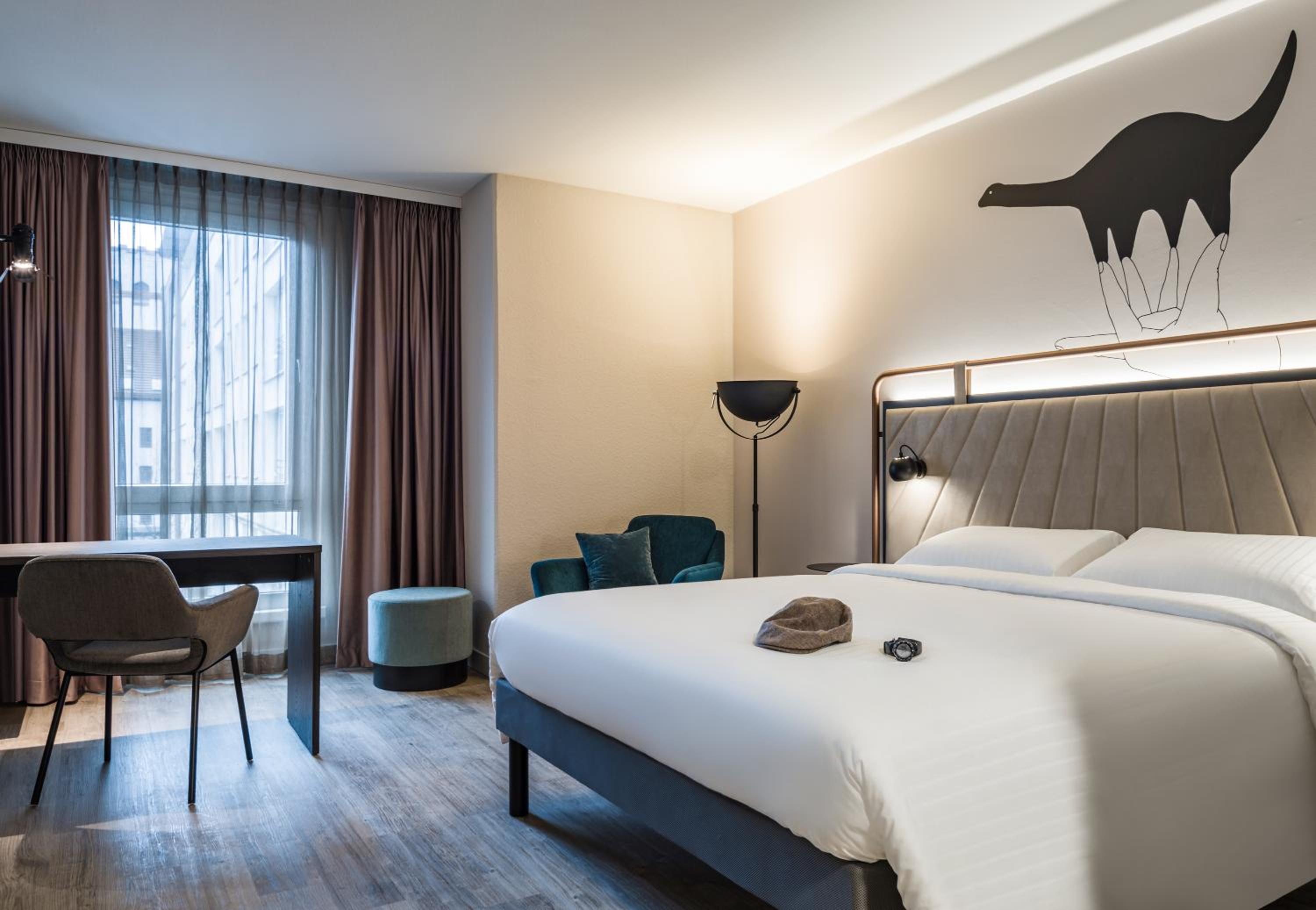 Renovated Studio with Double Bed - Photo 7