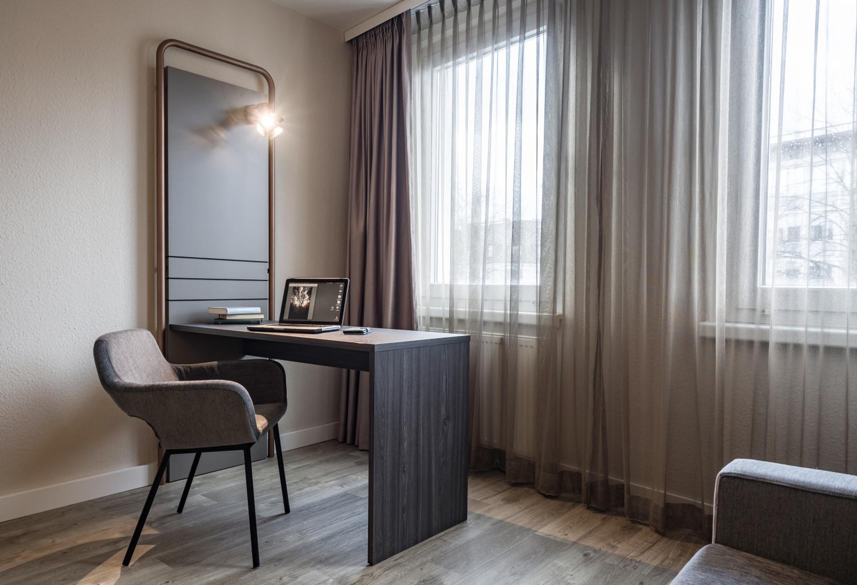 Superior room with 1 Sweet Bed 160x200 by ibis Styles - Photo 13