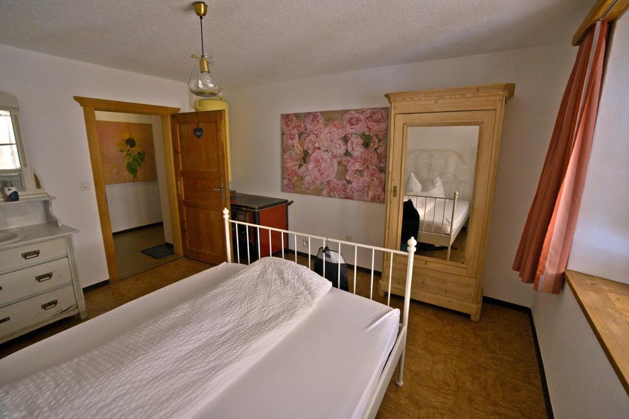 Small Double Room photo 2
