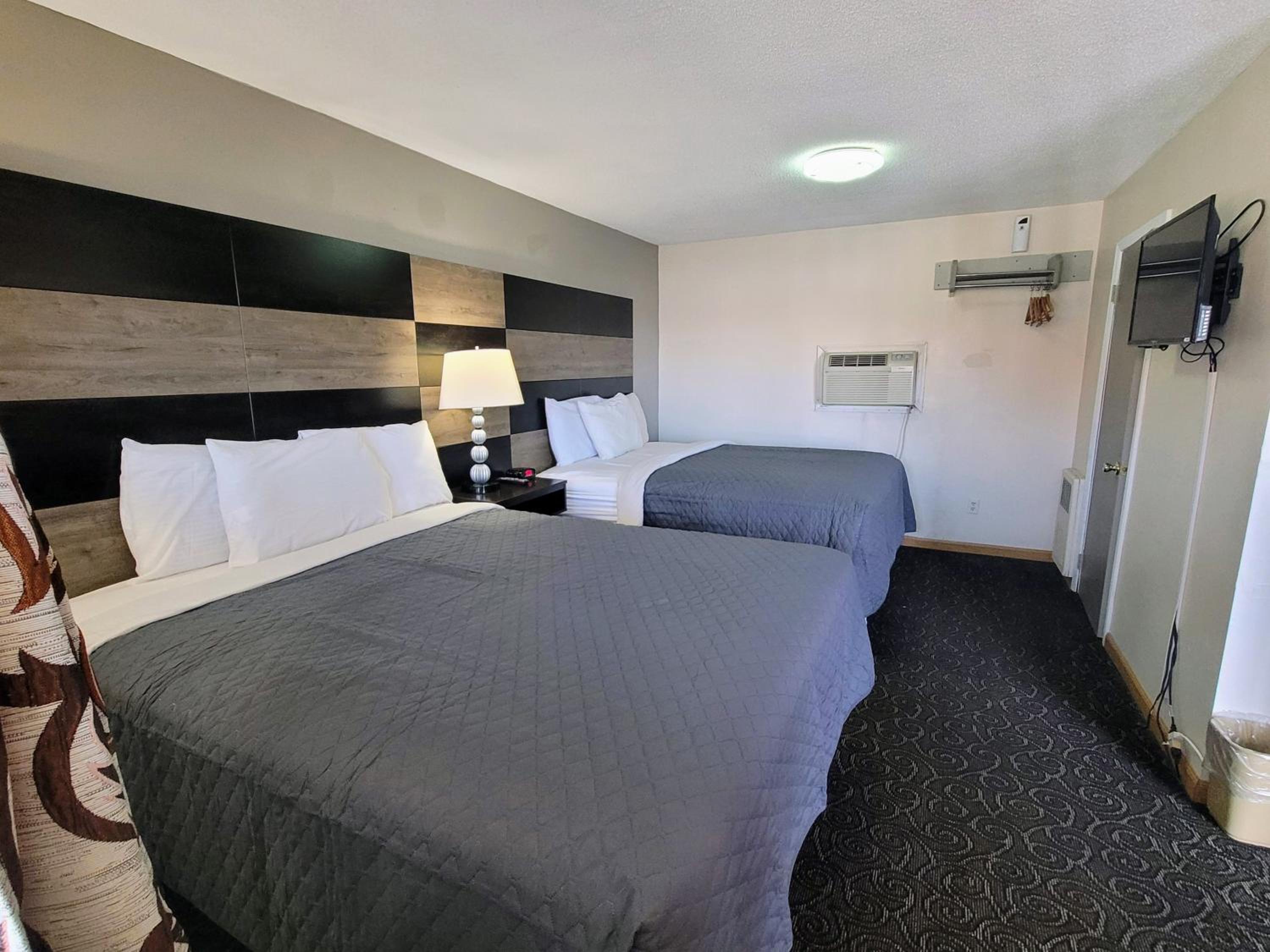 Standard Queen Room - Photo 1