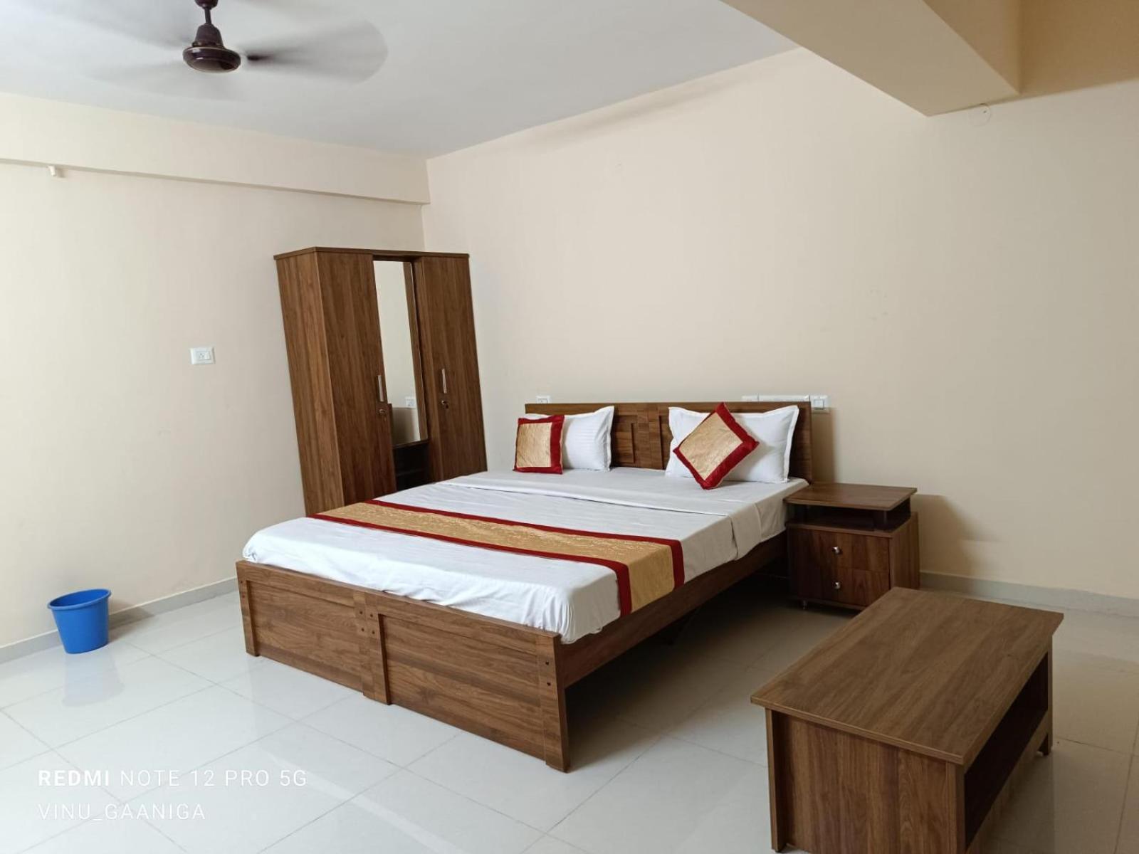 Deluxe Double Room photo 3