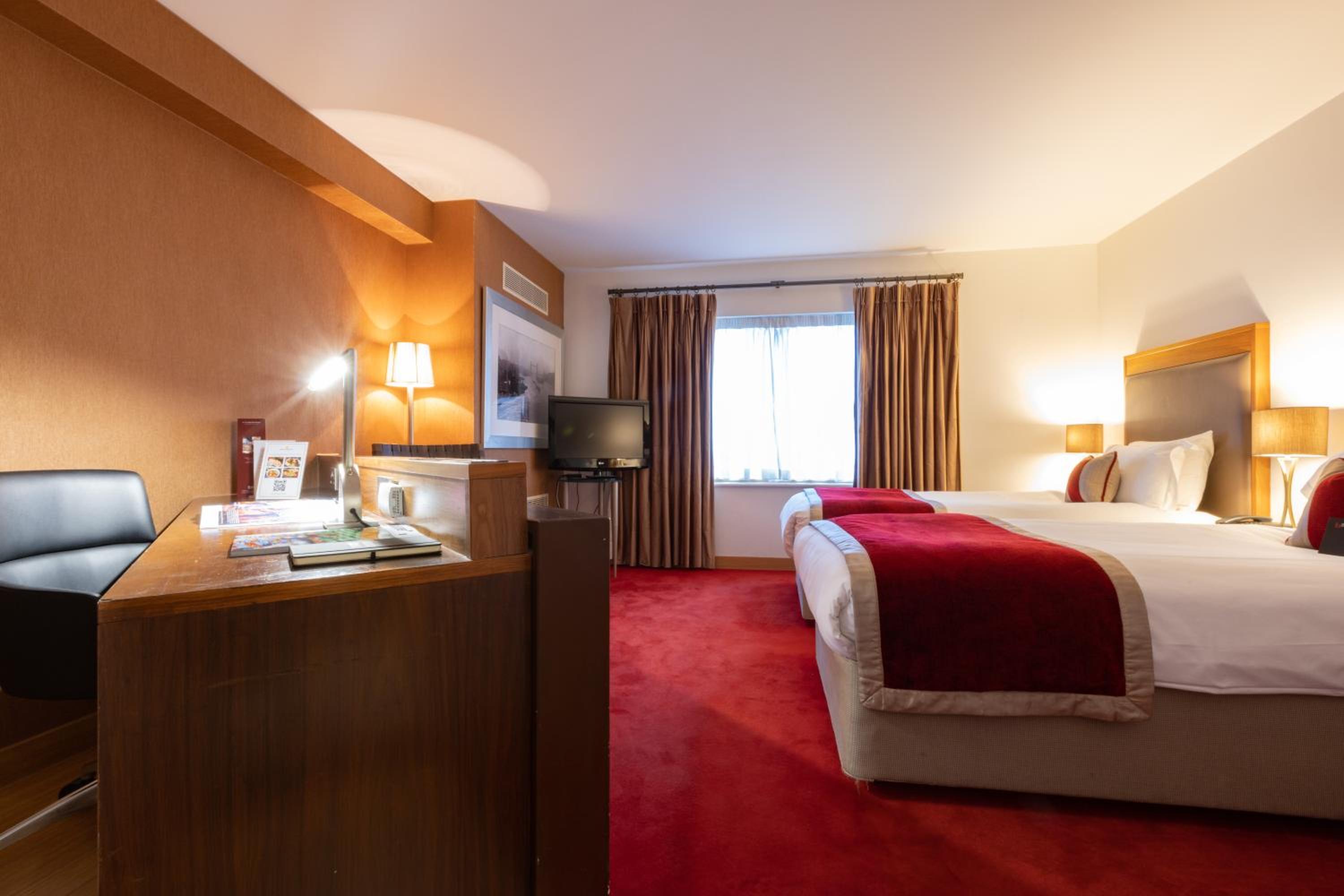 Superior Twin Room photo 2