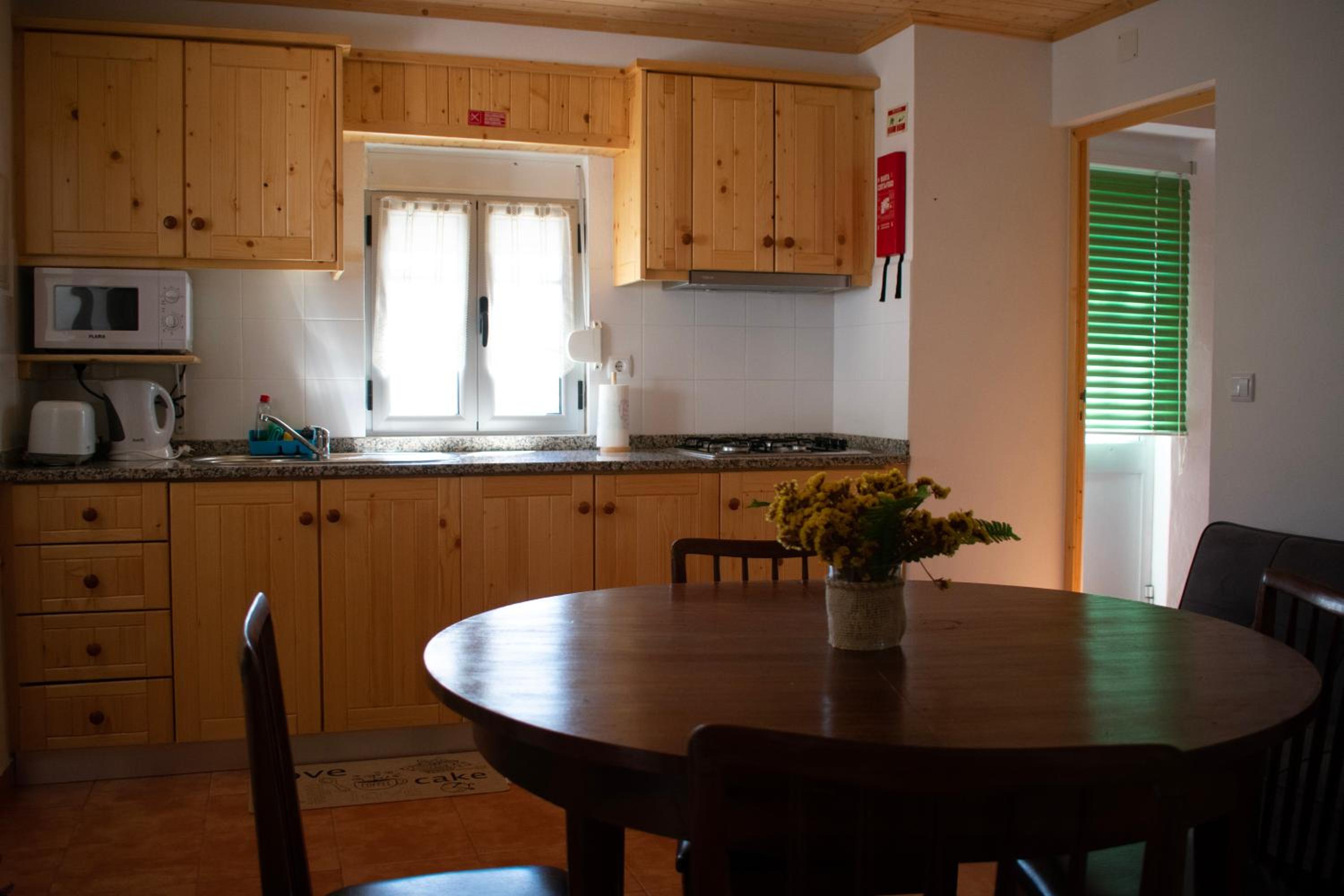 One-Bedroom Apartment - Photo 3