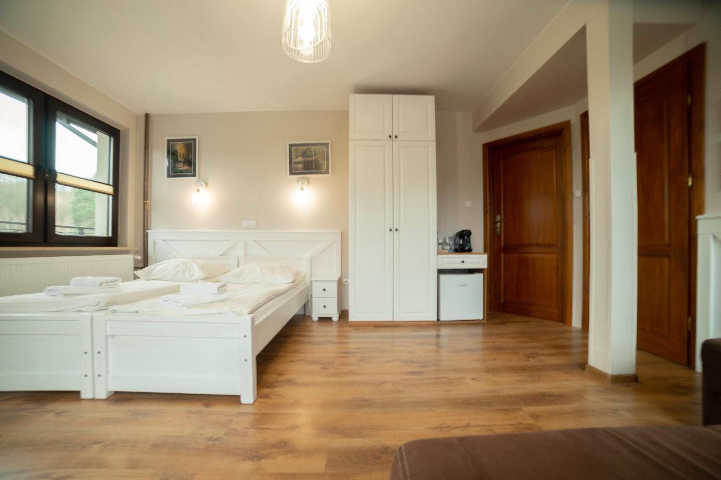 Quadruple Room with Mountain View photo 3