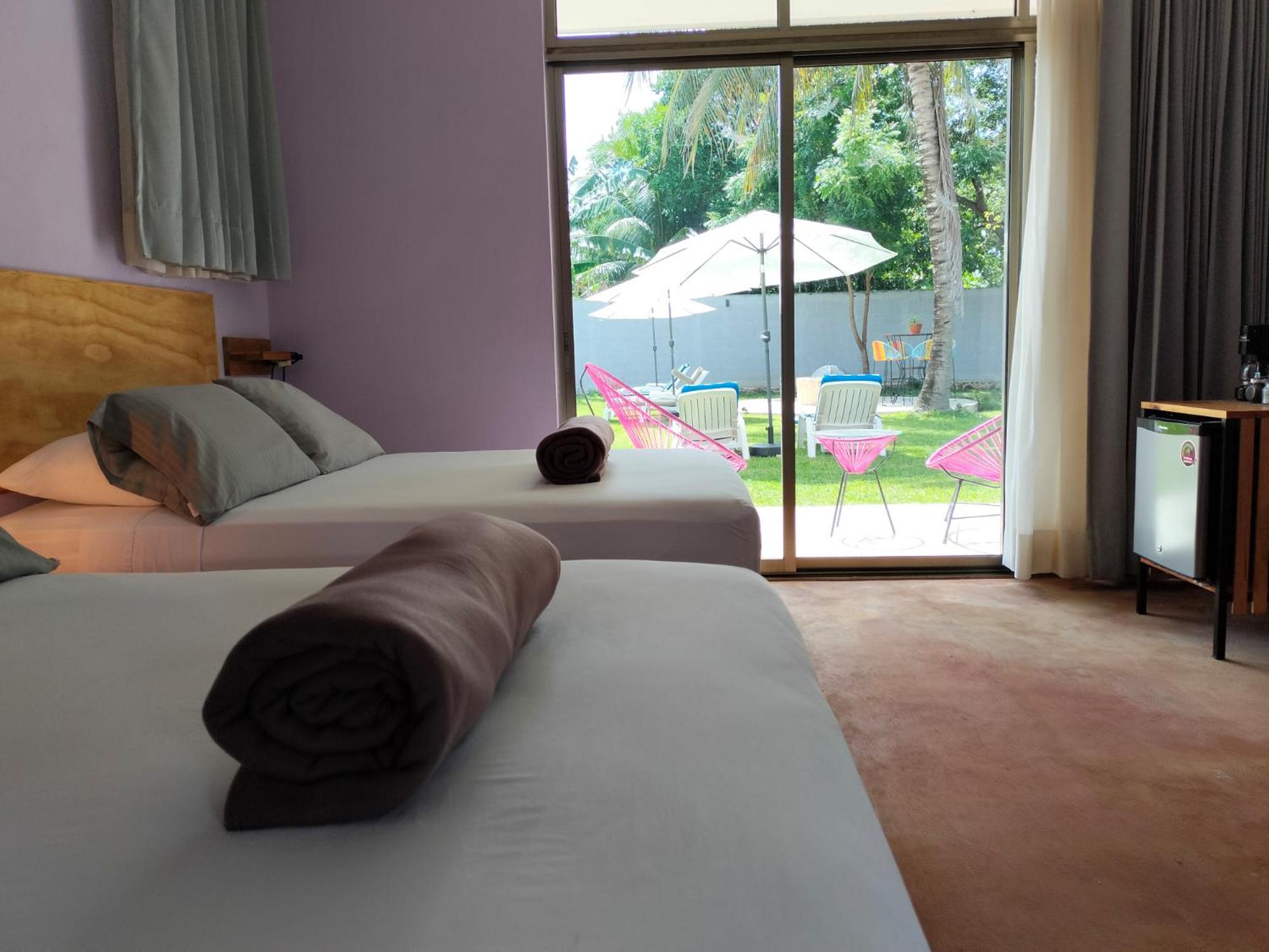 Double Room with Two Double Beds - Photo 5