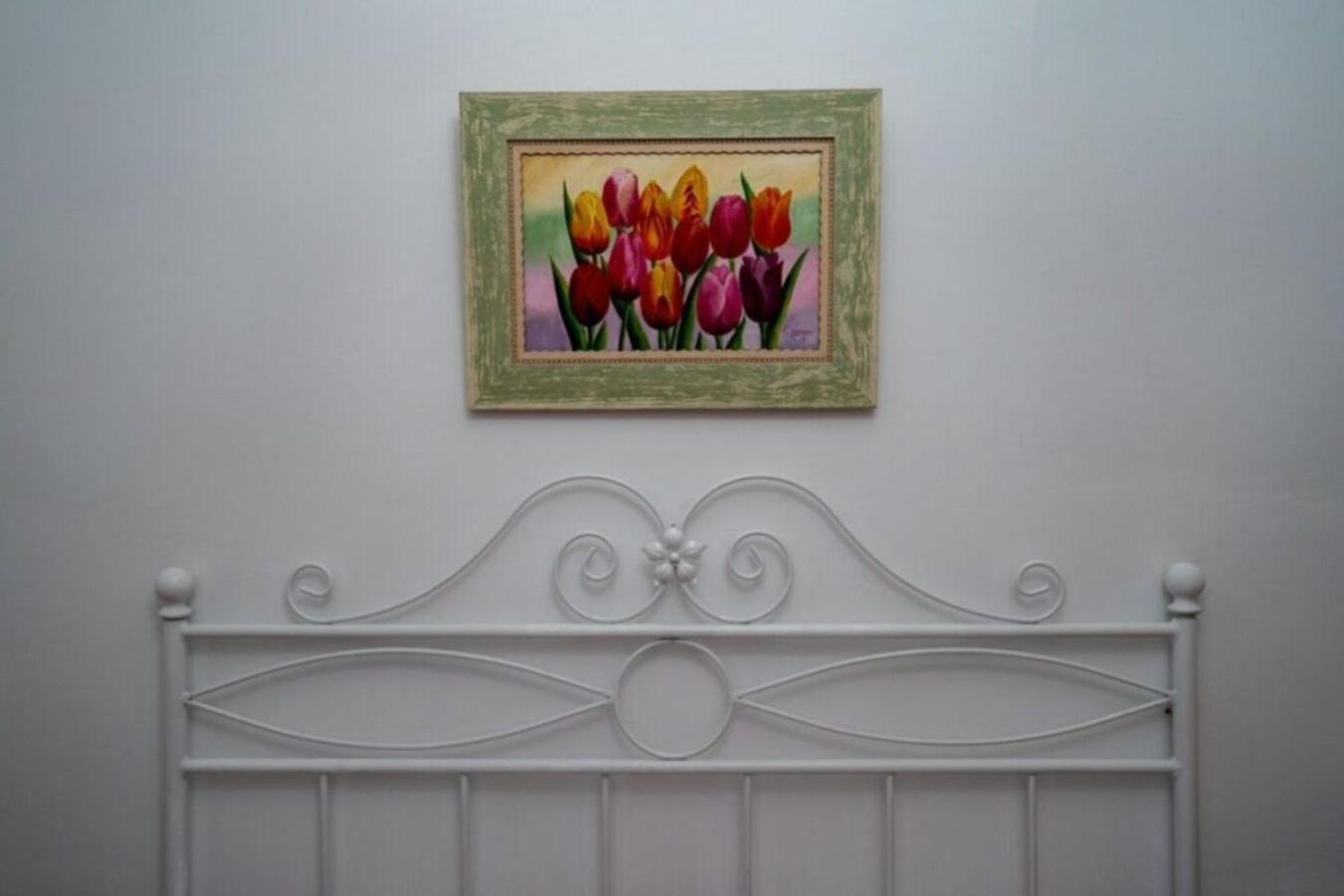 Apartment with Balcony photo 3