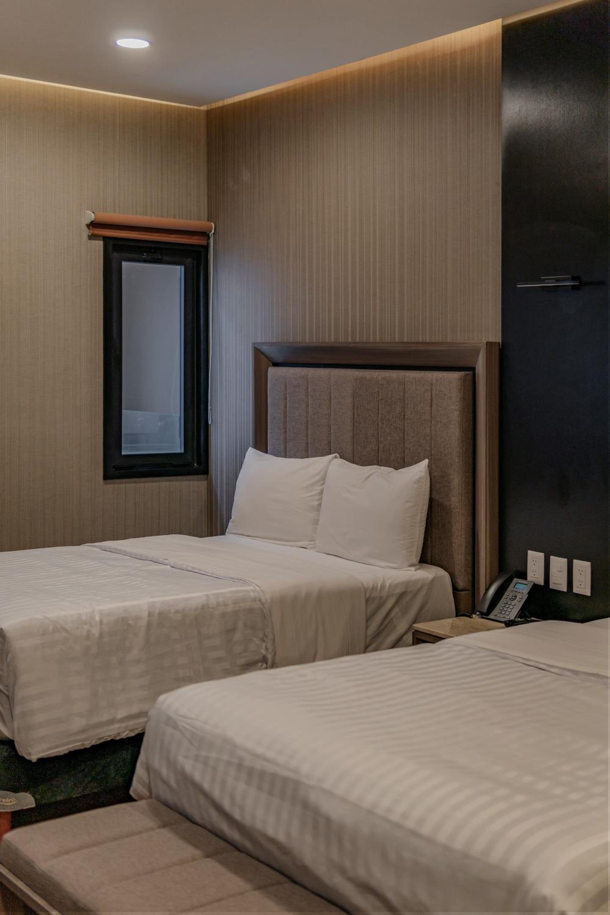 Deluxe Double Room - Photo 6