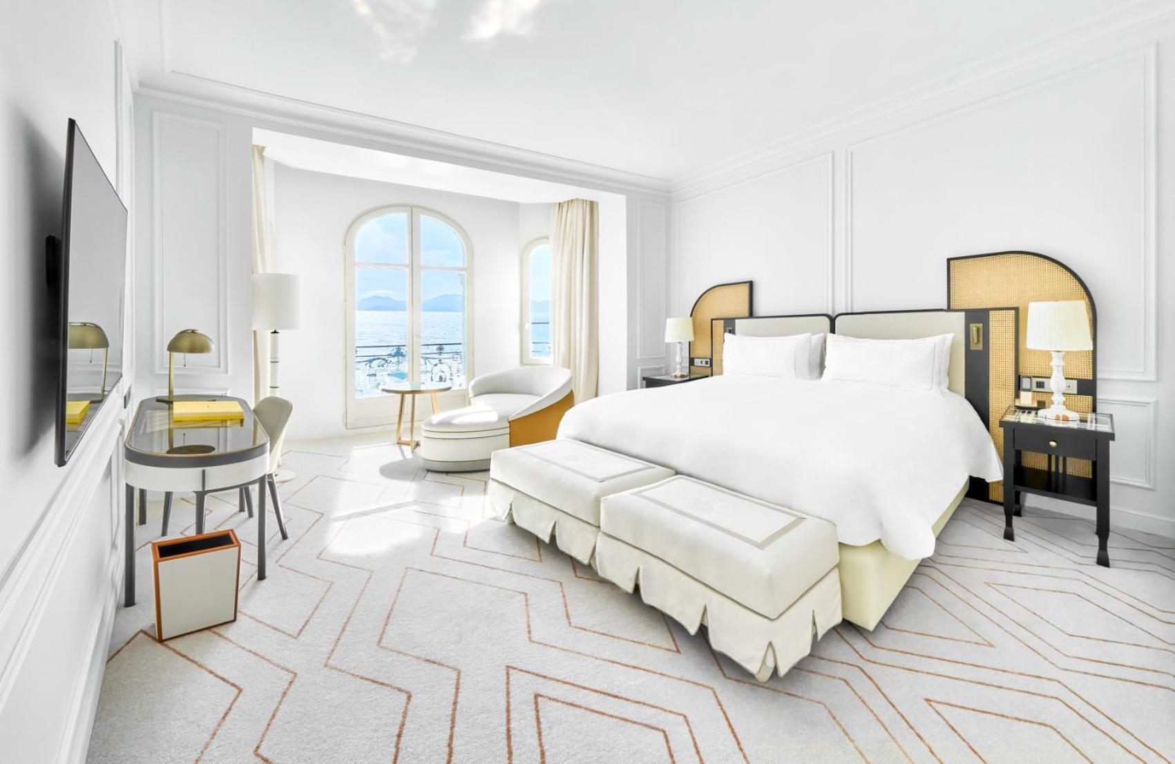 Premium King Room with Sea View