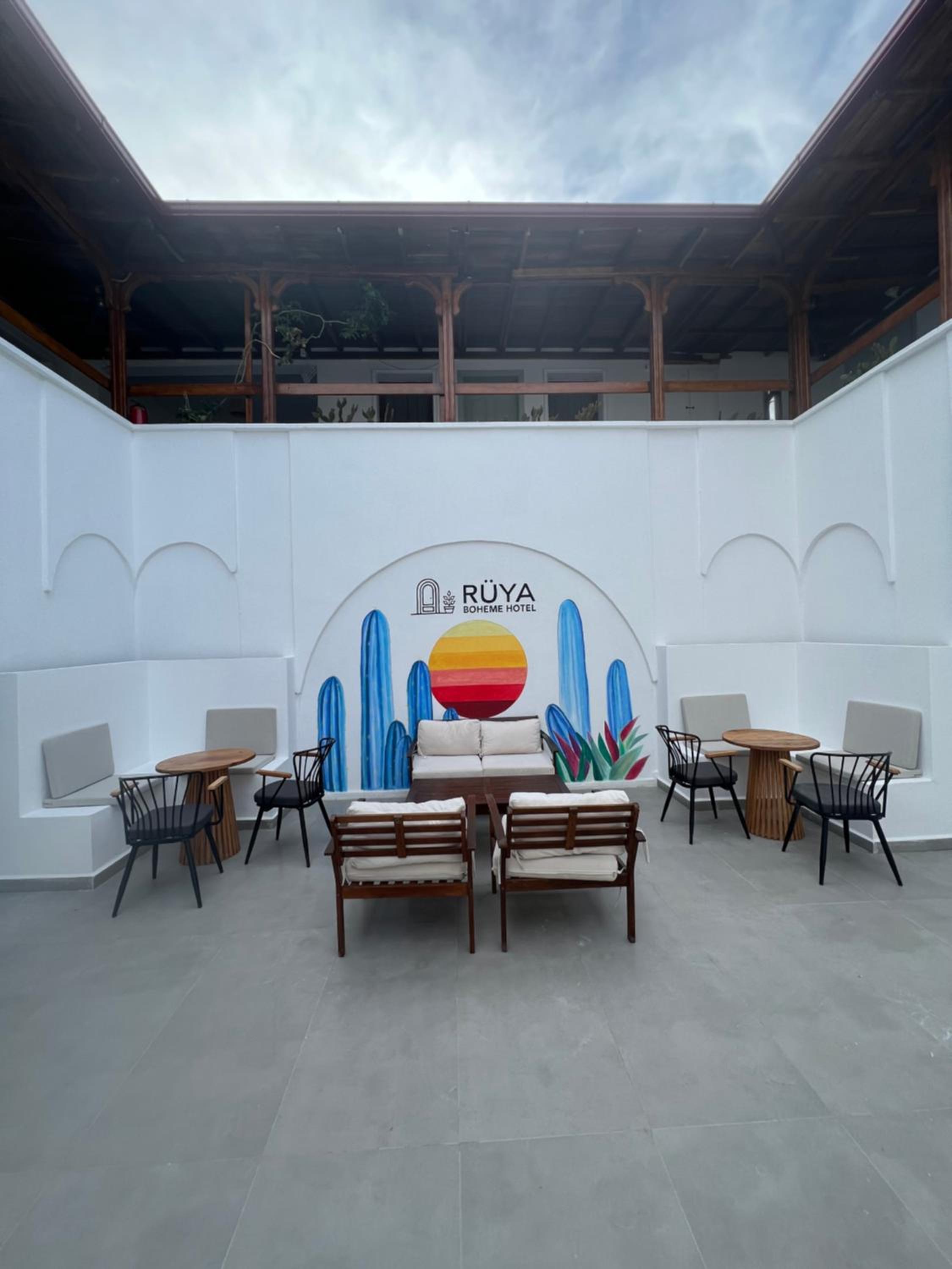 Triple Room - Photo 17