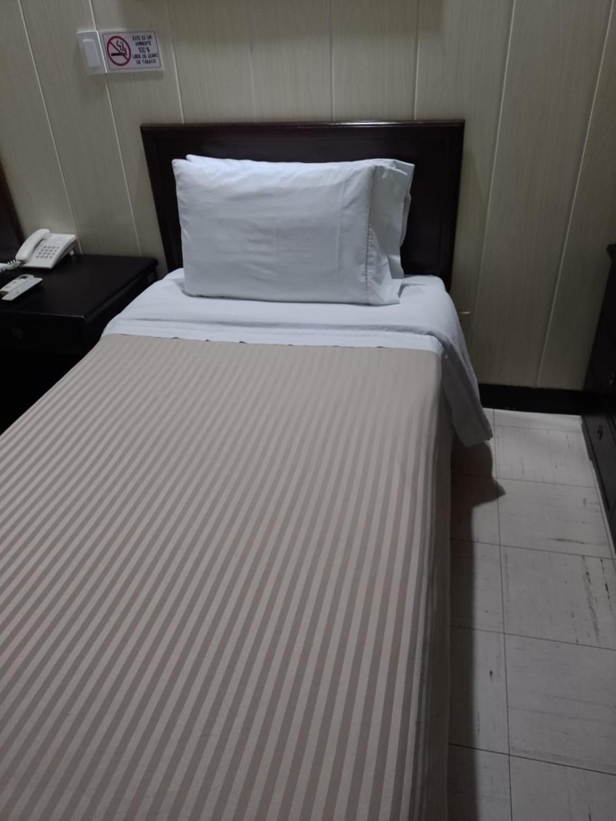 Standard Single Room photo 2