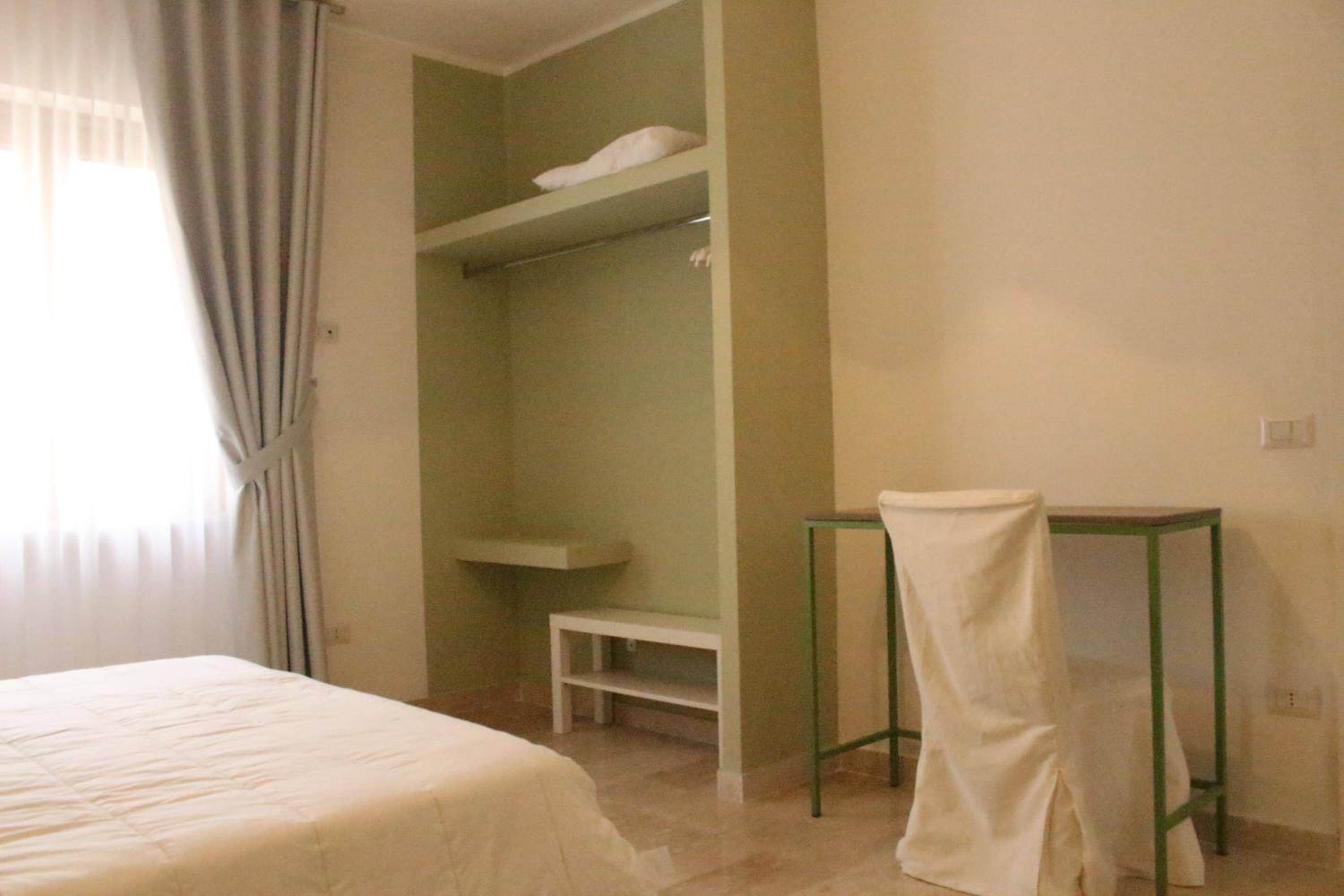 Suite with Spa Bath - Photo 5